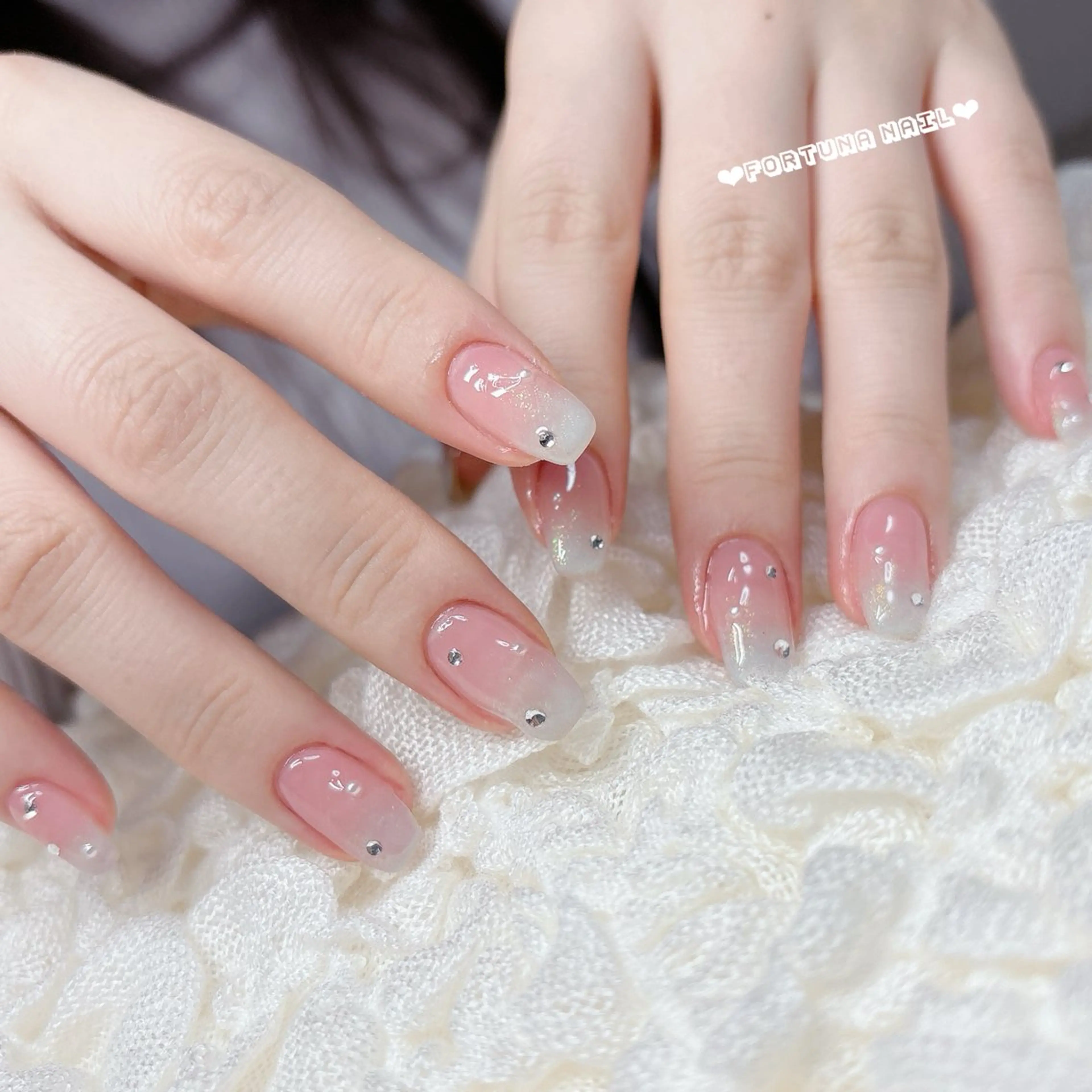 ネイル ハンドネイル ハンドケア Nail •Head スパFortunaのネイルデザイン