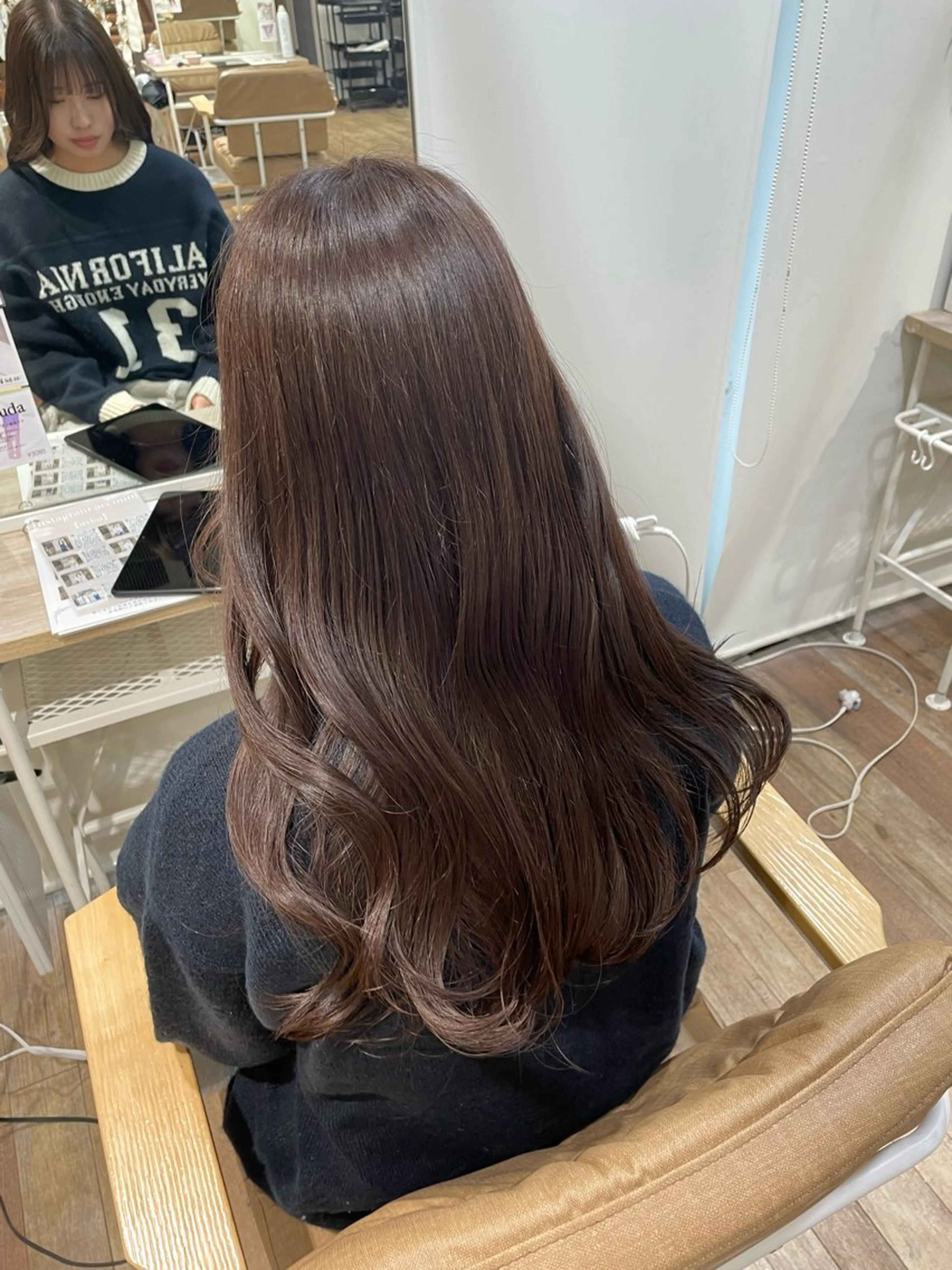 ロング カット ヘアカラー トリートメント ピンク・ラベンダー/ レイヤー/NANAのヘアスタイル