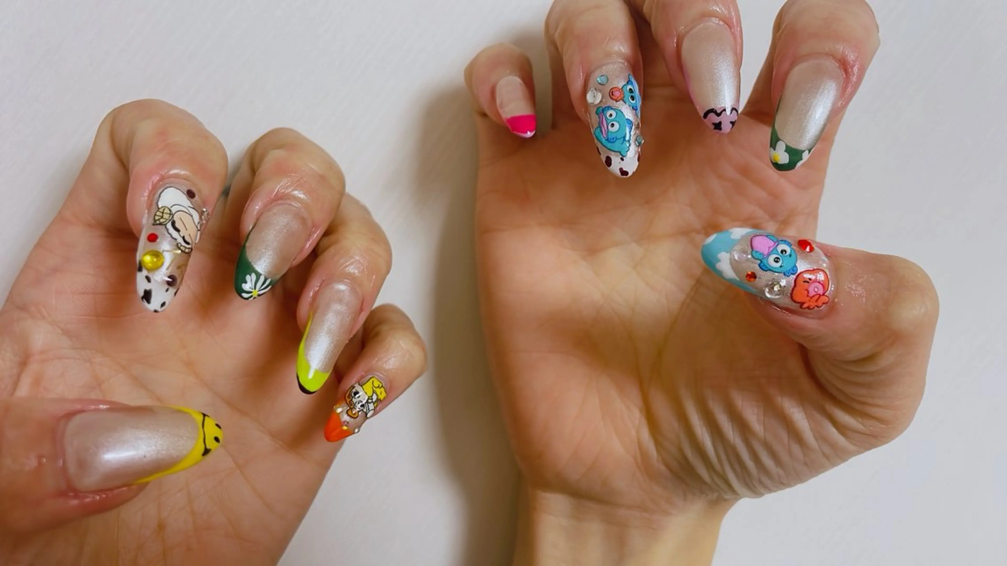 ネイル フレンチネイル ハンドネイル 三原 麻佑のネイルデザイン