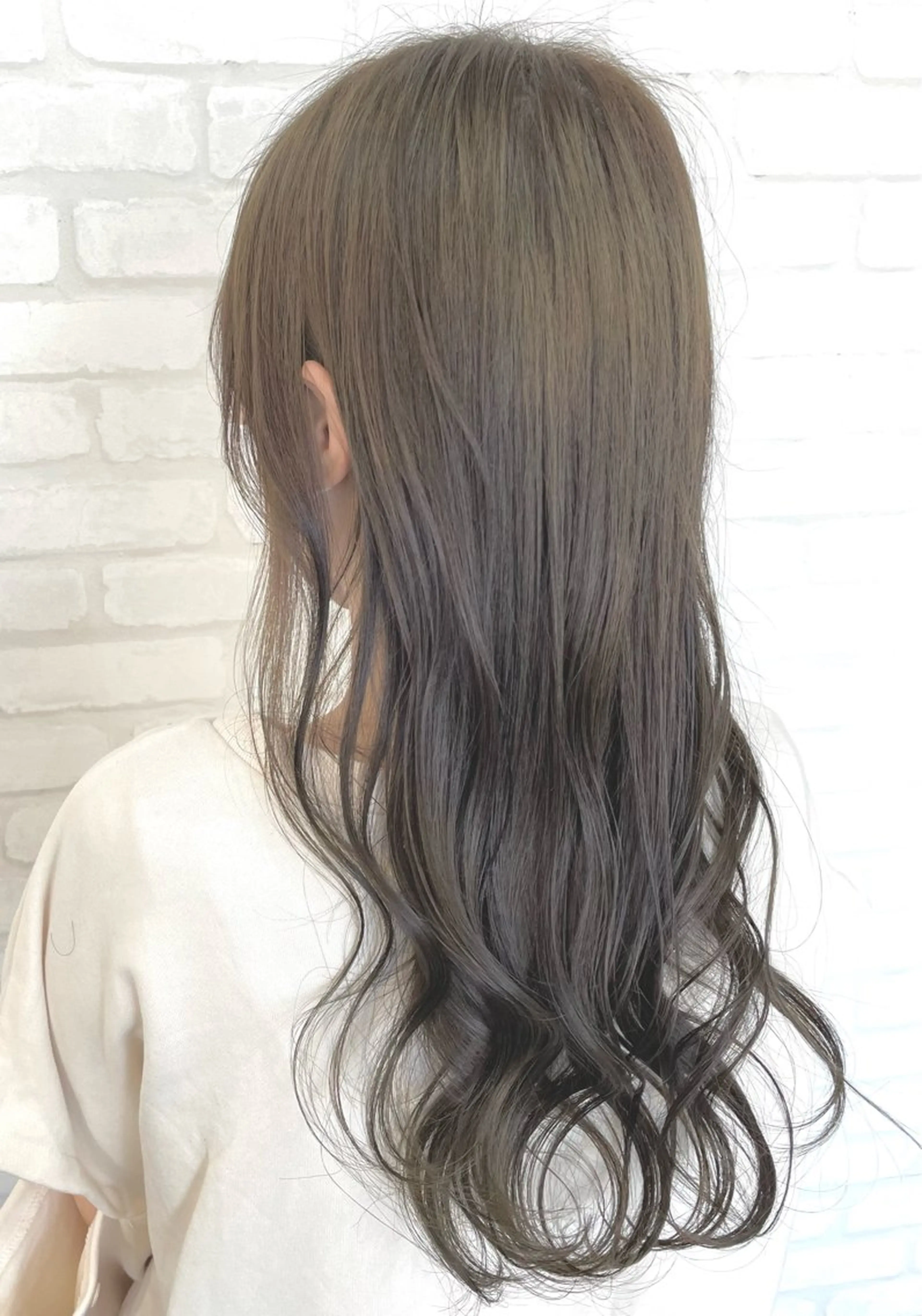 セミロング カラー ヘアカラー Urio所属・今雪 聡美のヘアスタイル