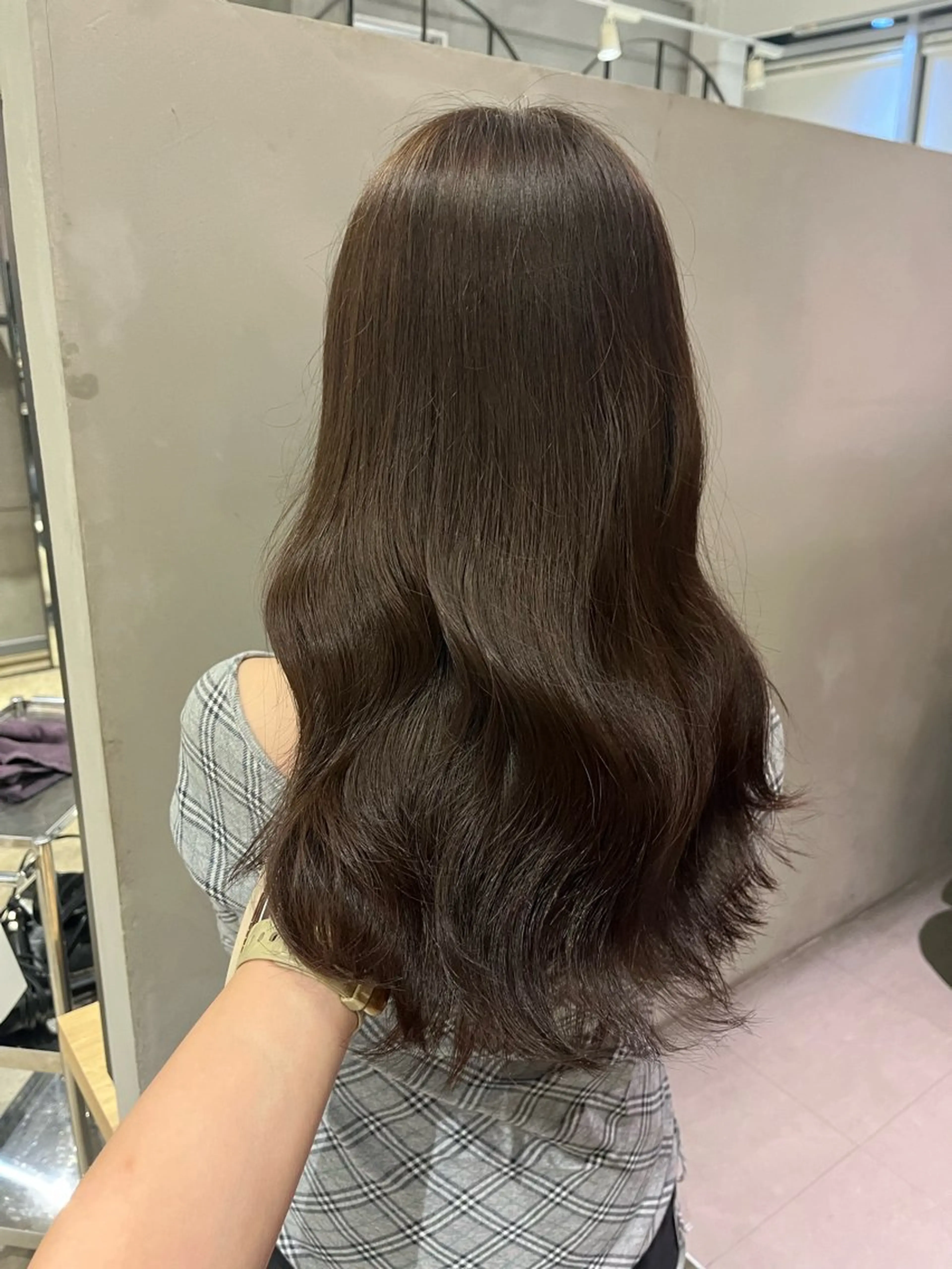 ロング カラー ブラウンカラー オリーブブラウン 森山 葵のヘアスタイル