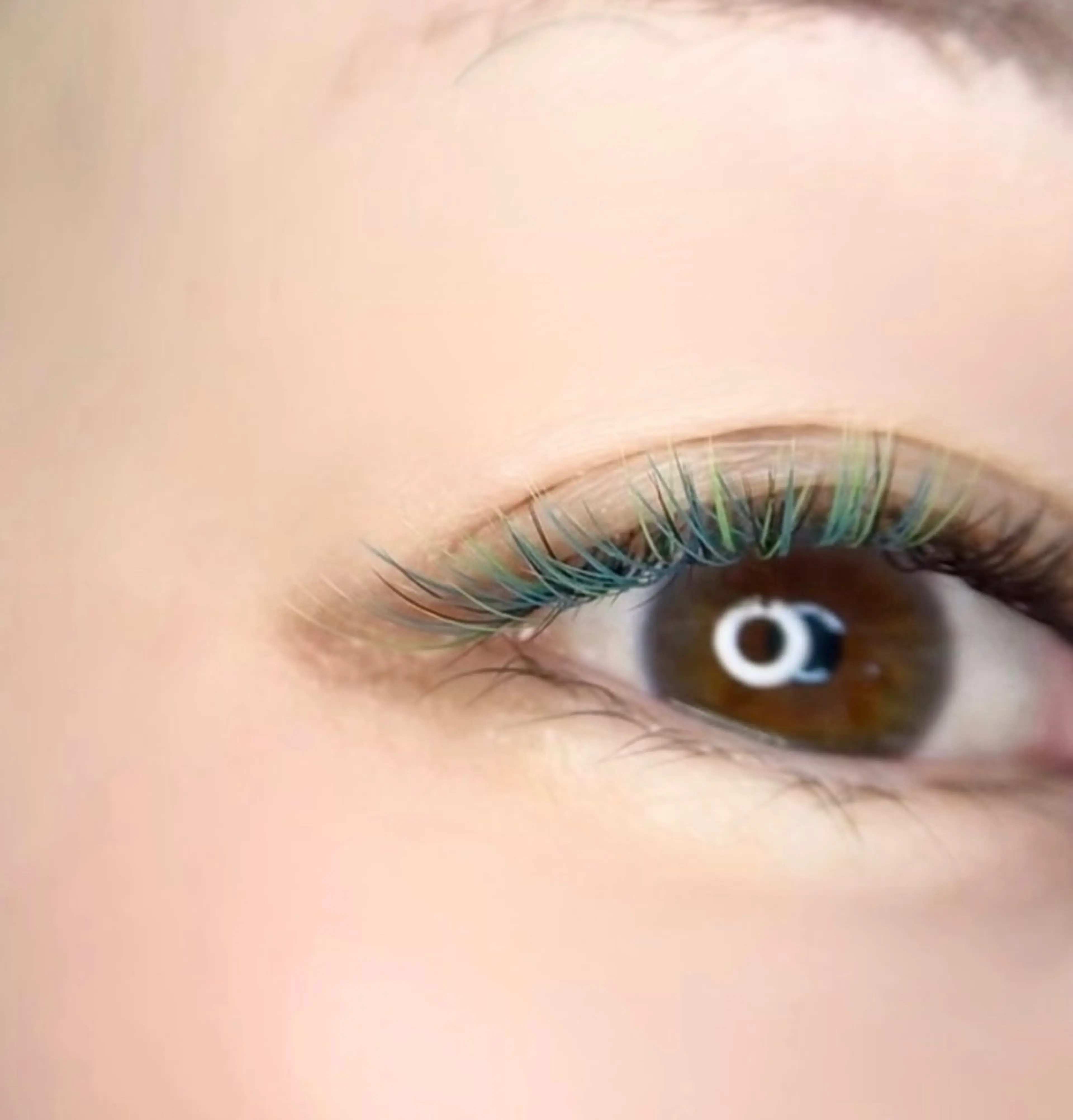 マツエク・マツパ カラーマツエク フラットラッシュ マツエク Moeil. /ﾓｲﾕのマツエク・マツパデザイン