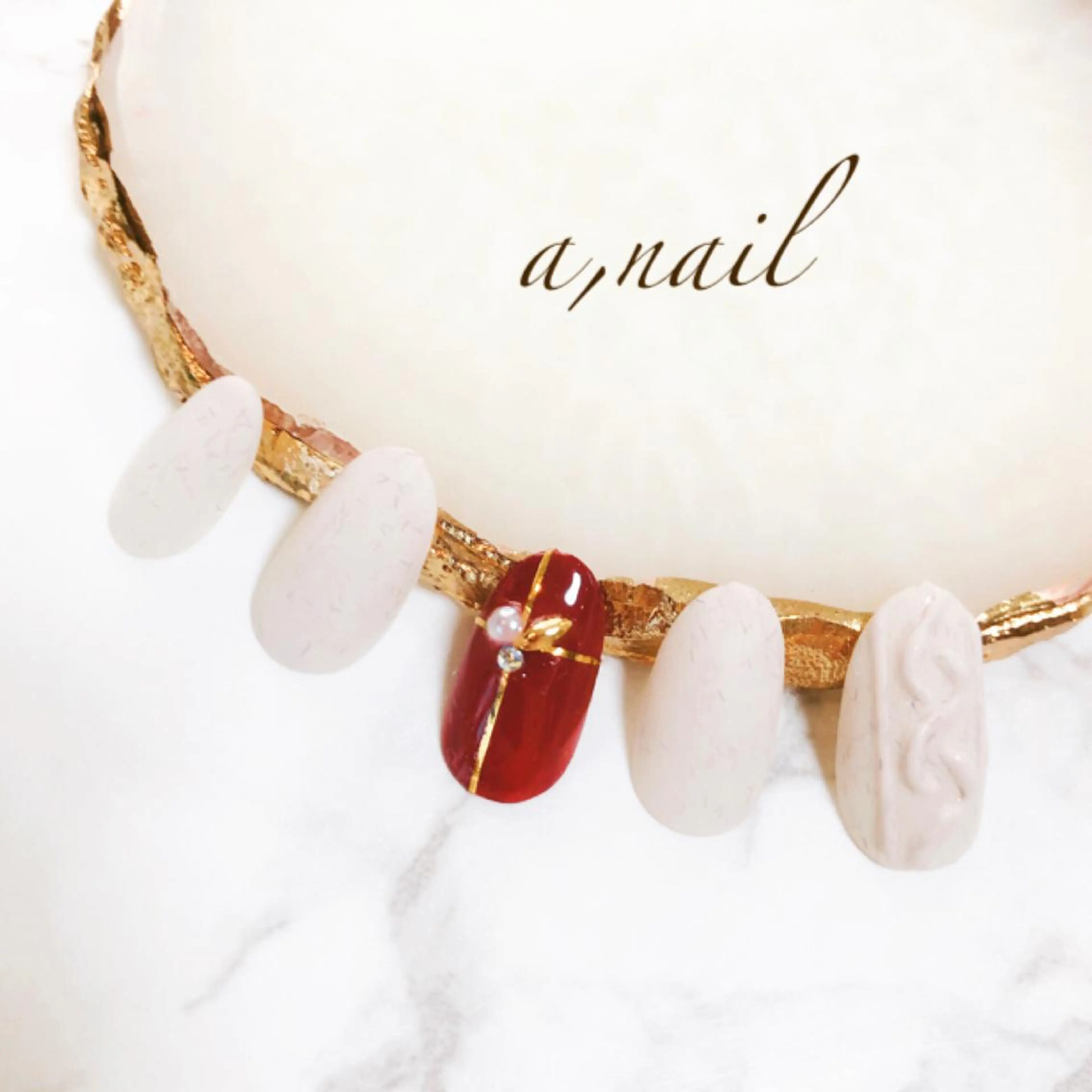 ネイル フットネイル ジェルネイル グラデーション ラメ(グリッター) ラメグラデーション ハンドネイル ネイルサロン エーネイルのネイルデザイン