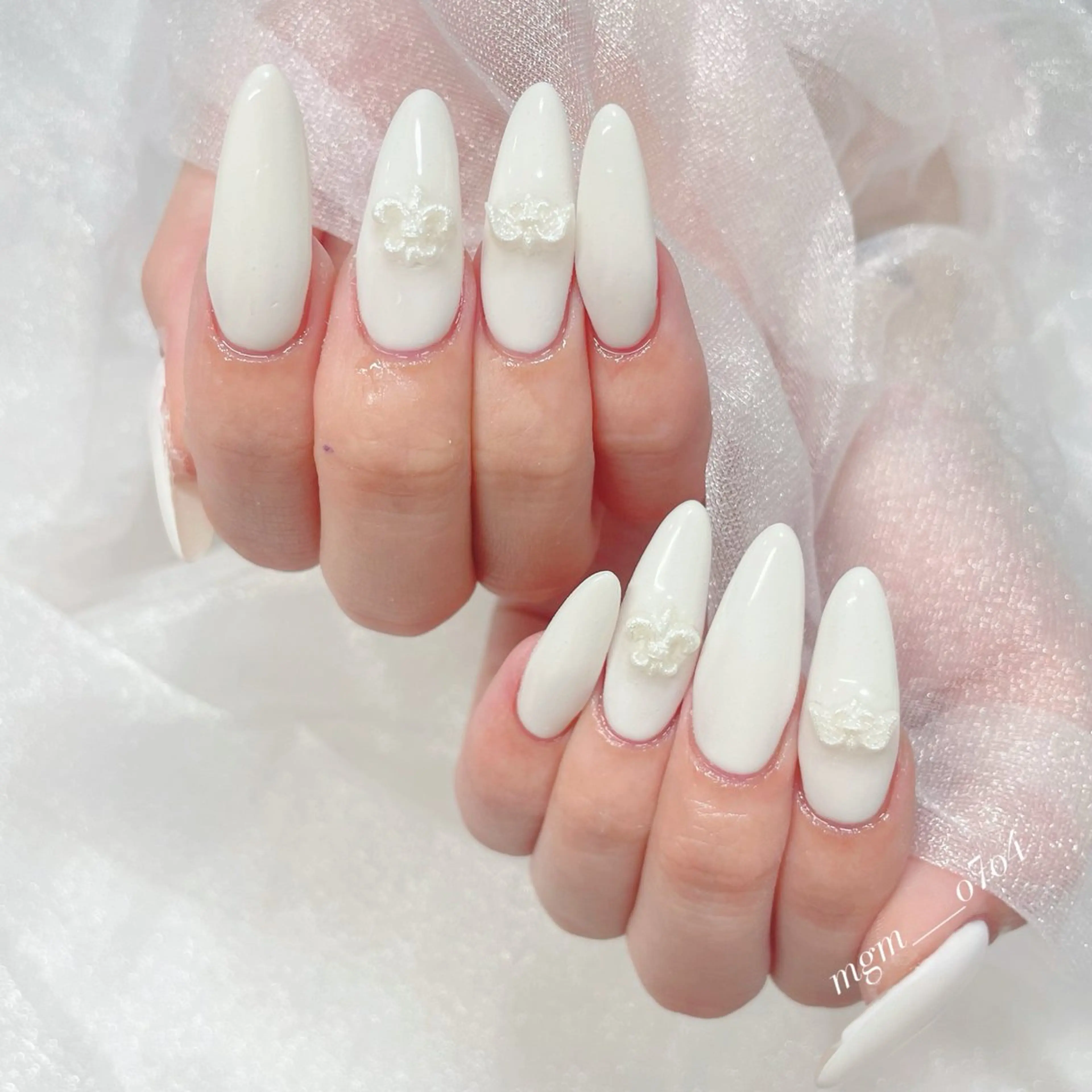 ネイル MoON...❤︎ MeGuのネイルデザイン