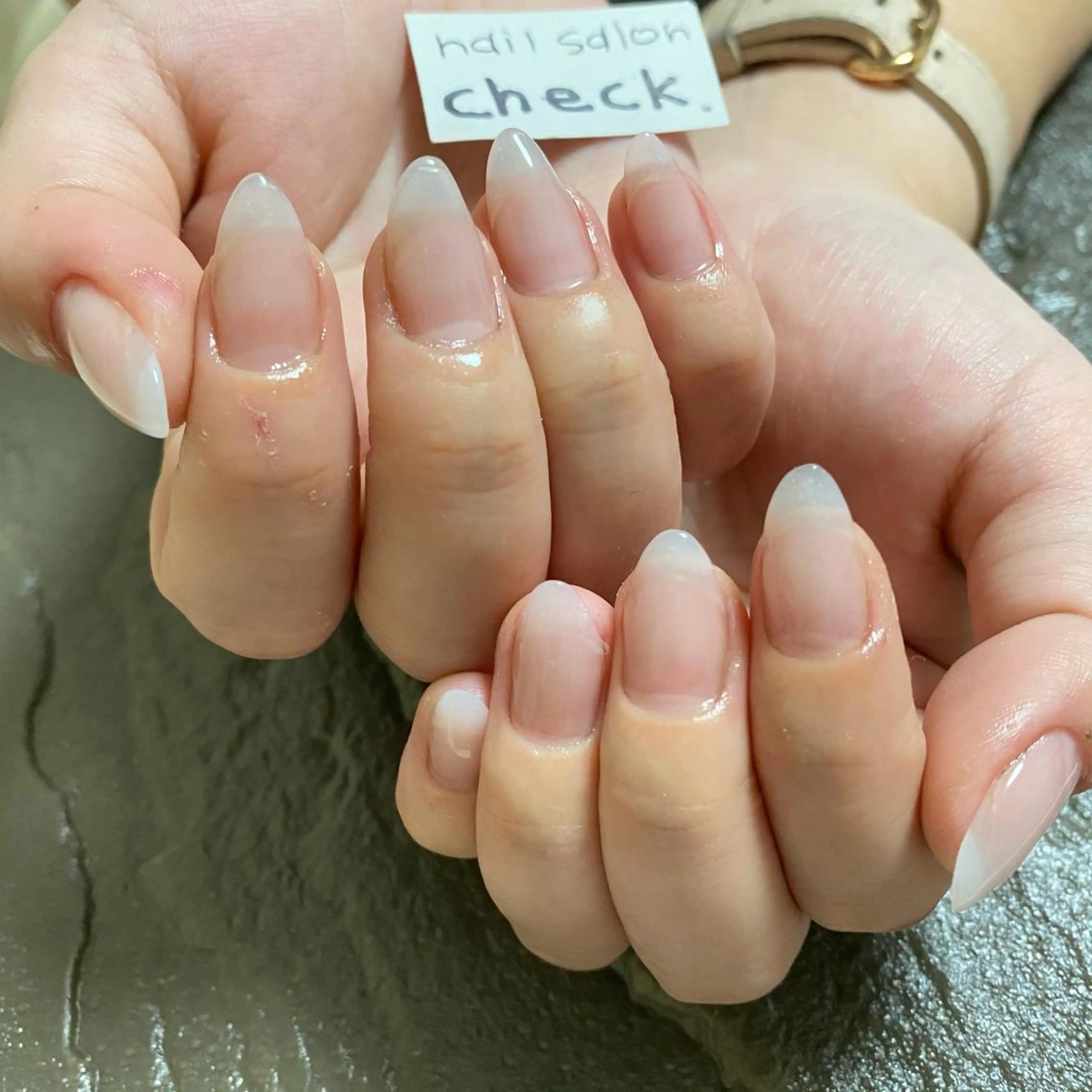 ワンカラー/ラメグラデーション スカルプの写真