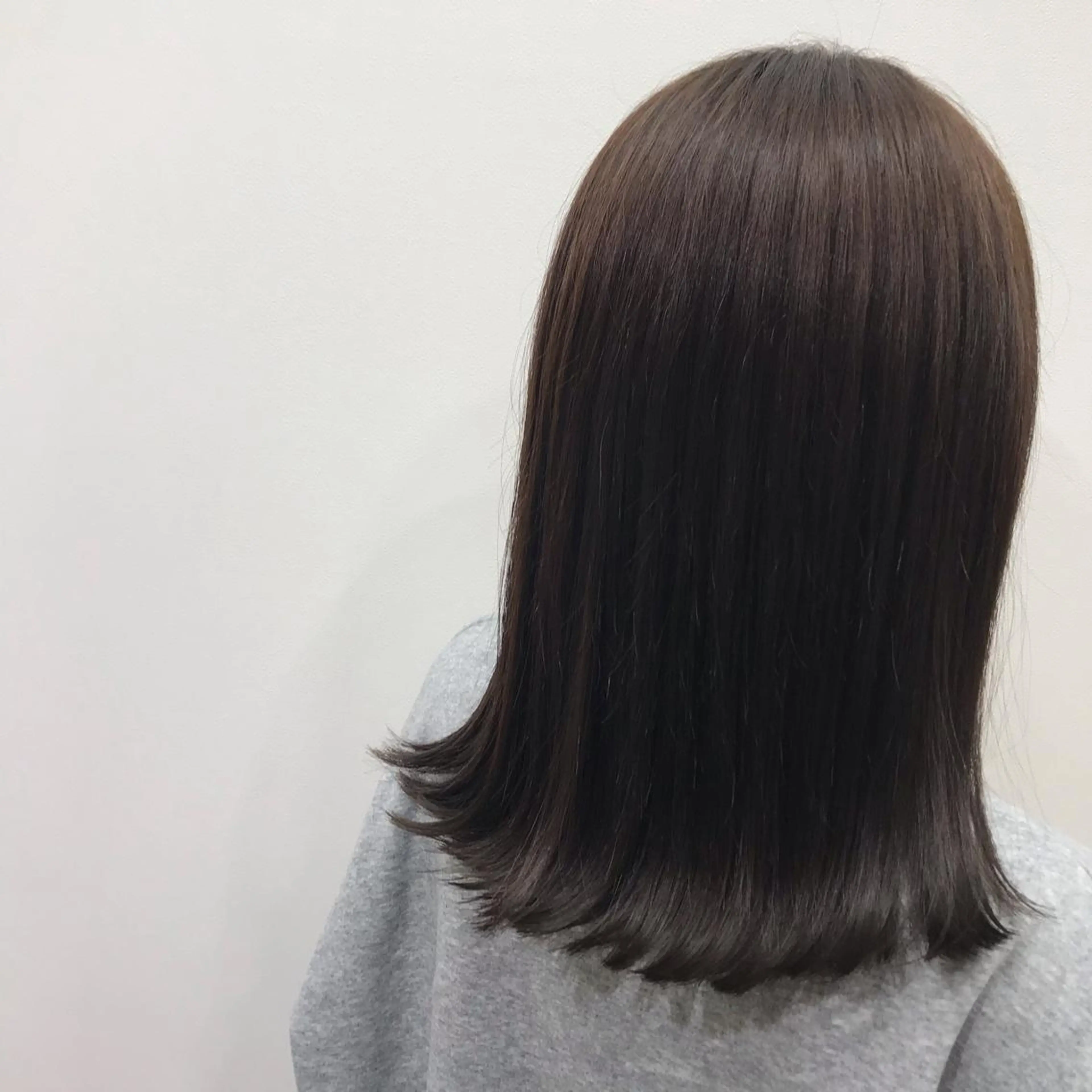 セミロング カラー 飯塚 青空のヘアスタイル