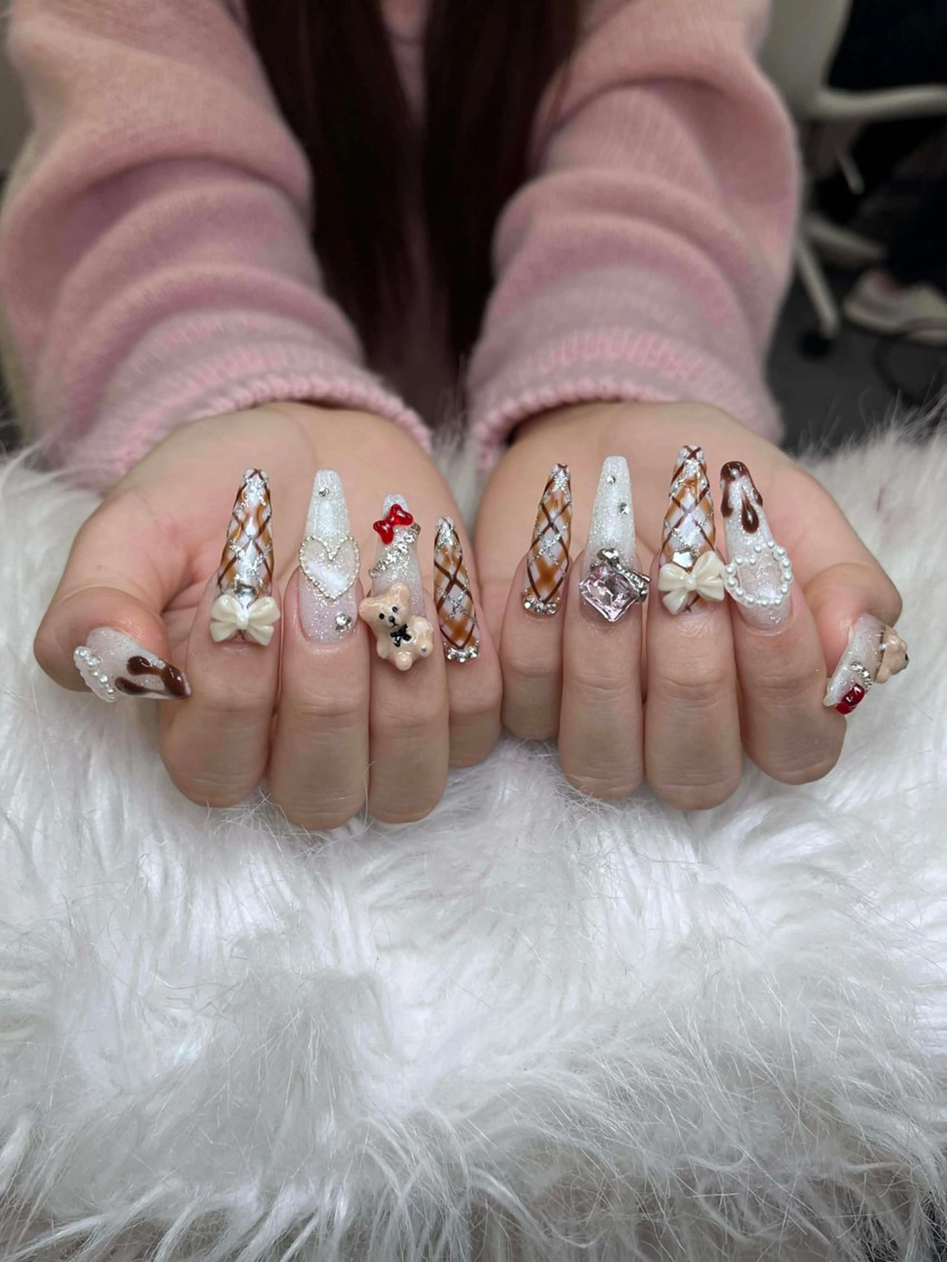 ネイル アートネイル 成人式 ジェルネイル ニュアンスネイル 夏ネイル ハンドネイル Jenn Nail Salonのネイルデザイン