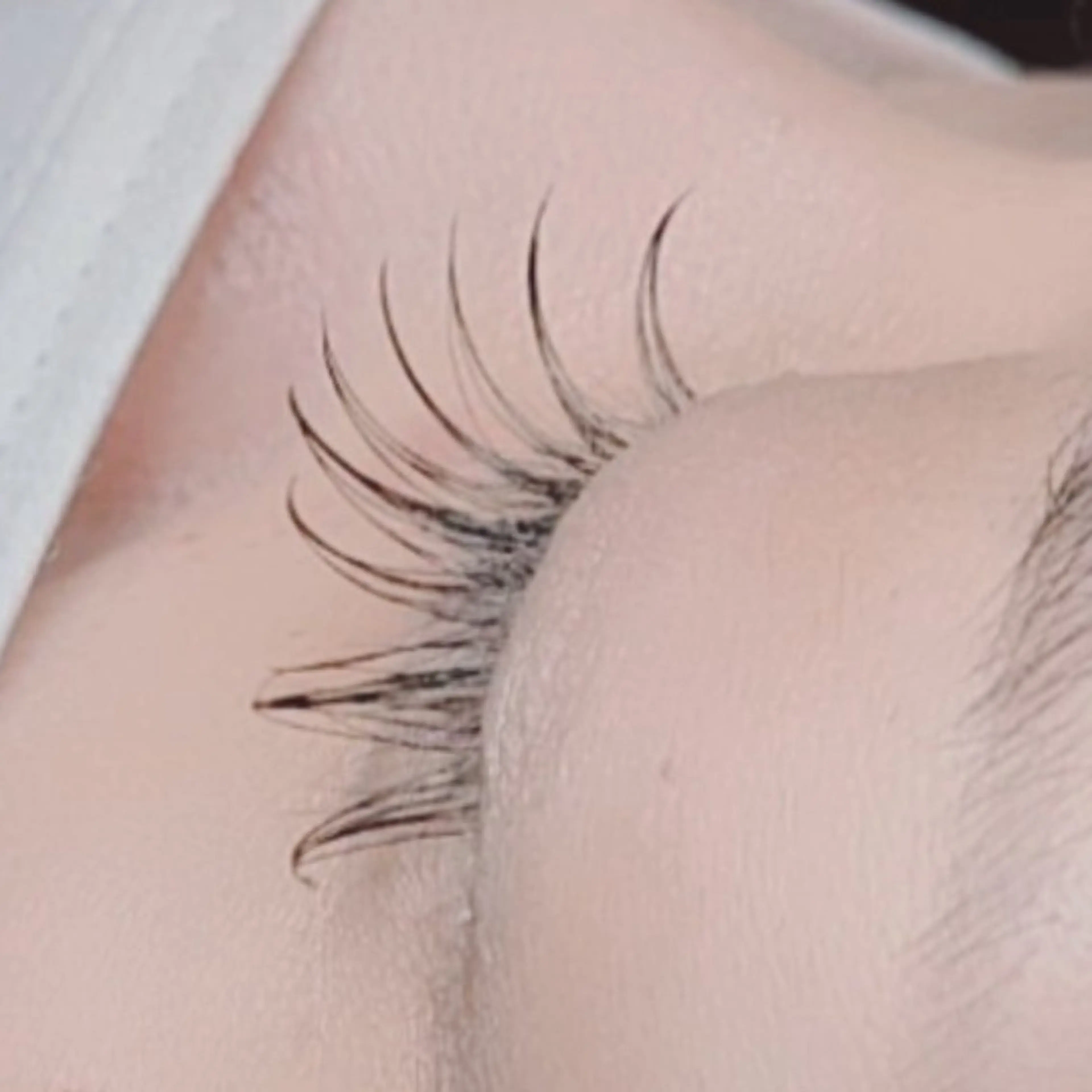 マツエク・マツパ 多田 遥香のヘアスタイル