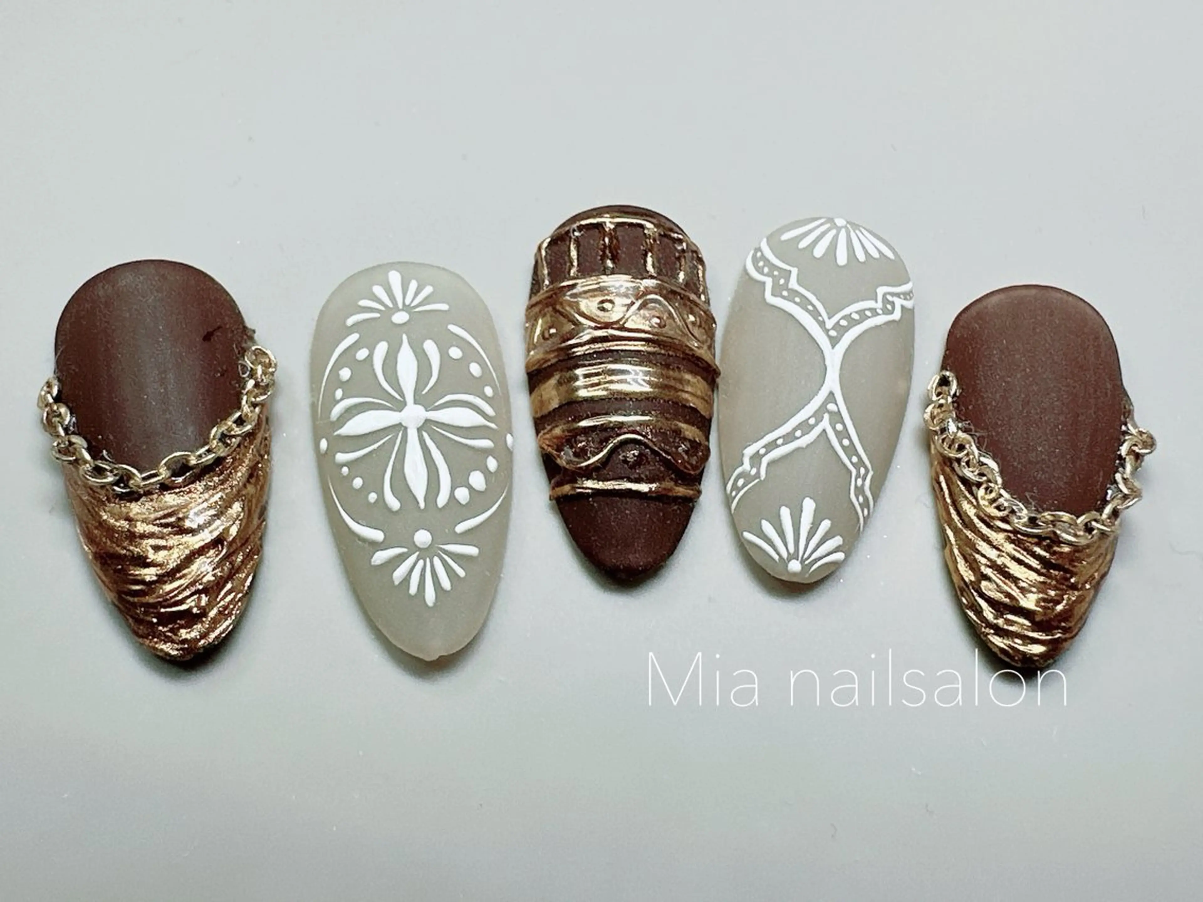 ネイル Mia 自宅ネイルサロンのネイルデザイン