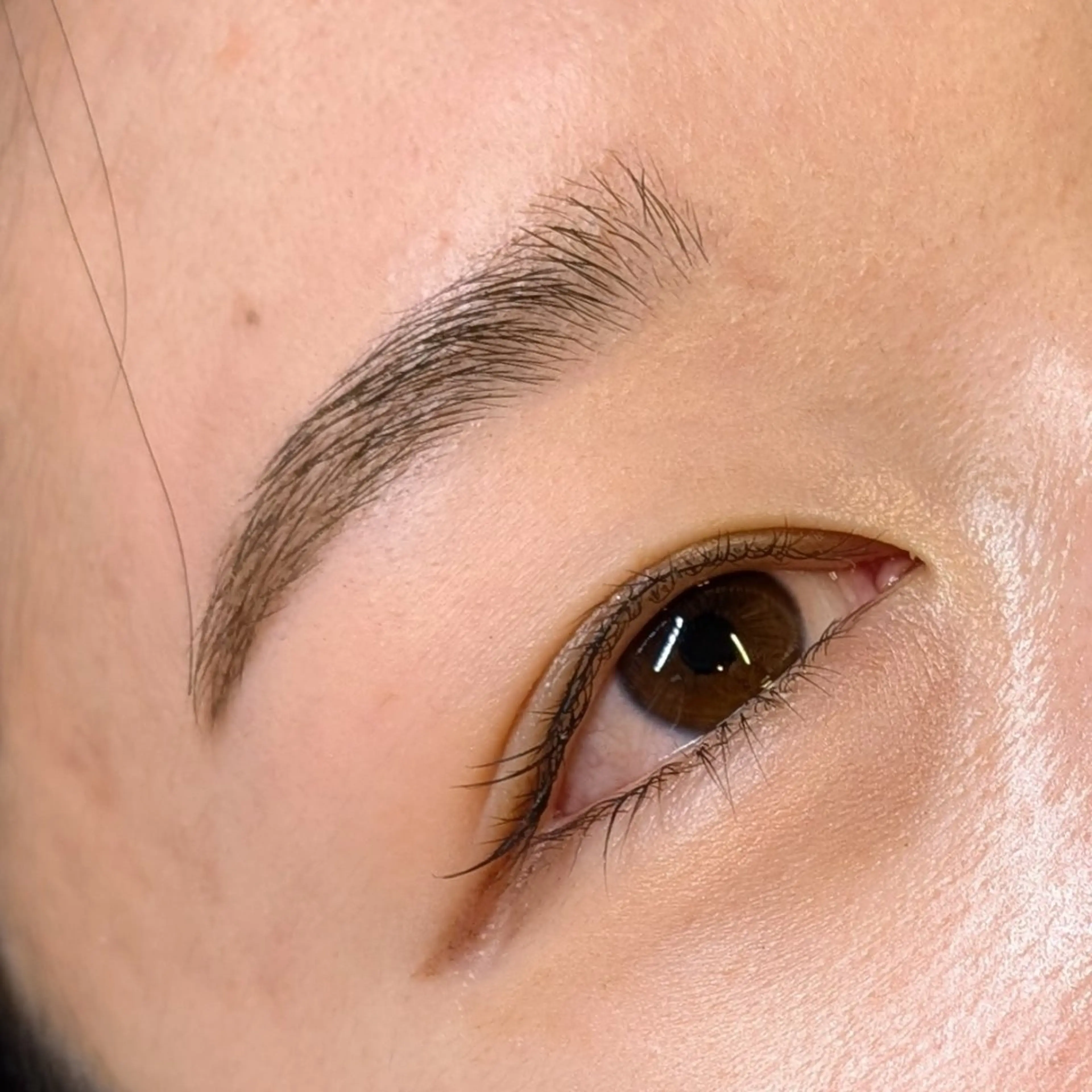 アイブロウ enu eyelash 愛子のマツエク・マツパデザイン