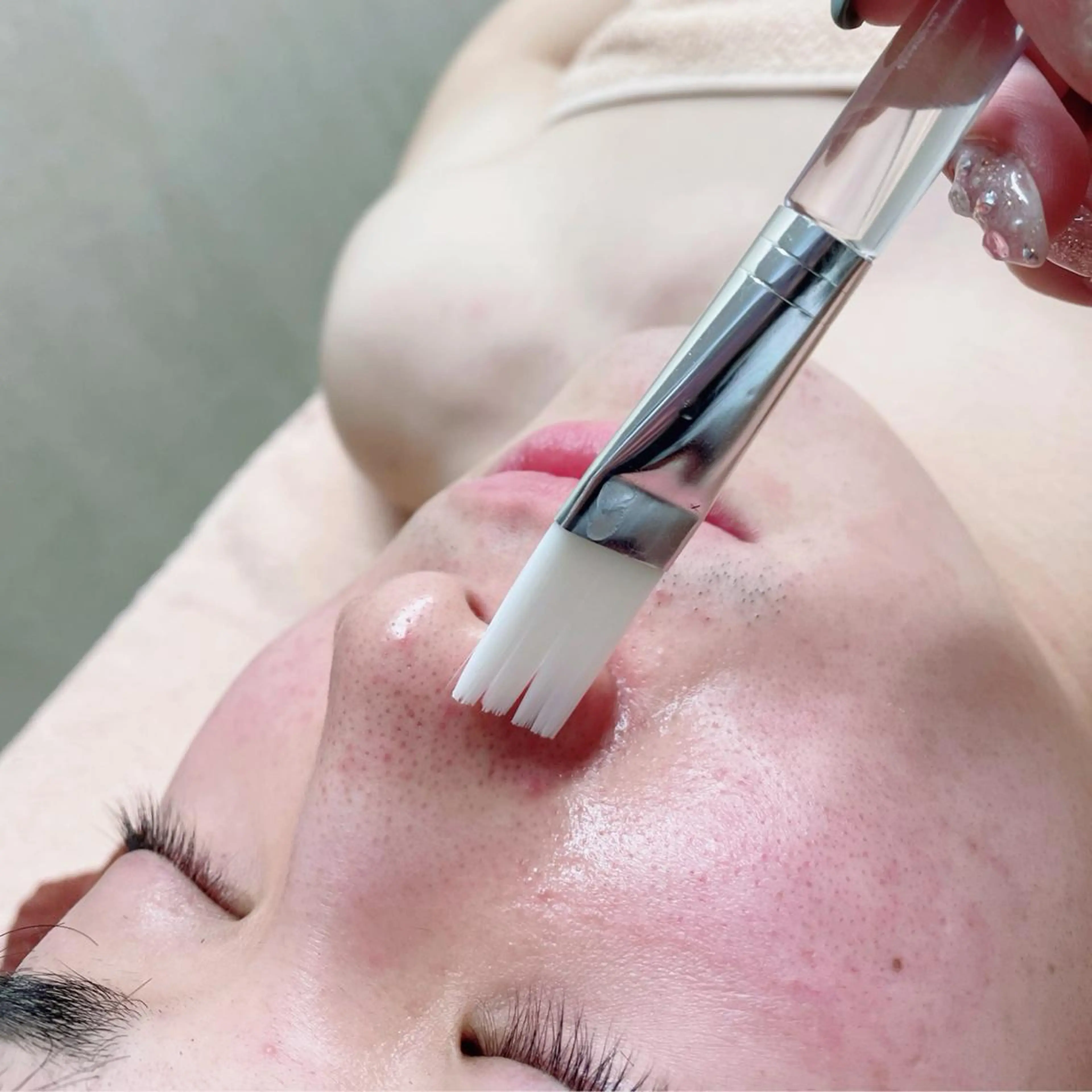 【男女◎】鼻の黒ずみ解消🥸ツルッと光脱毛＋角栓ケアコース✨の写真