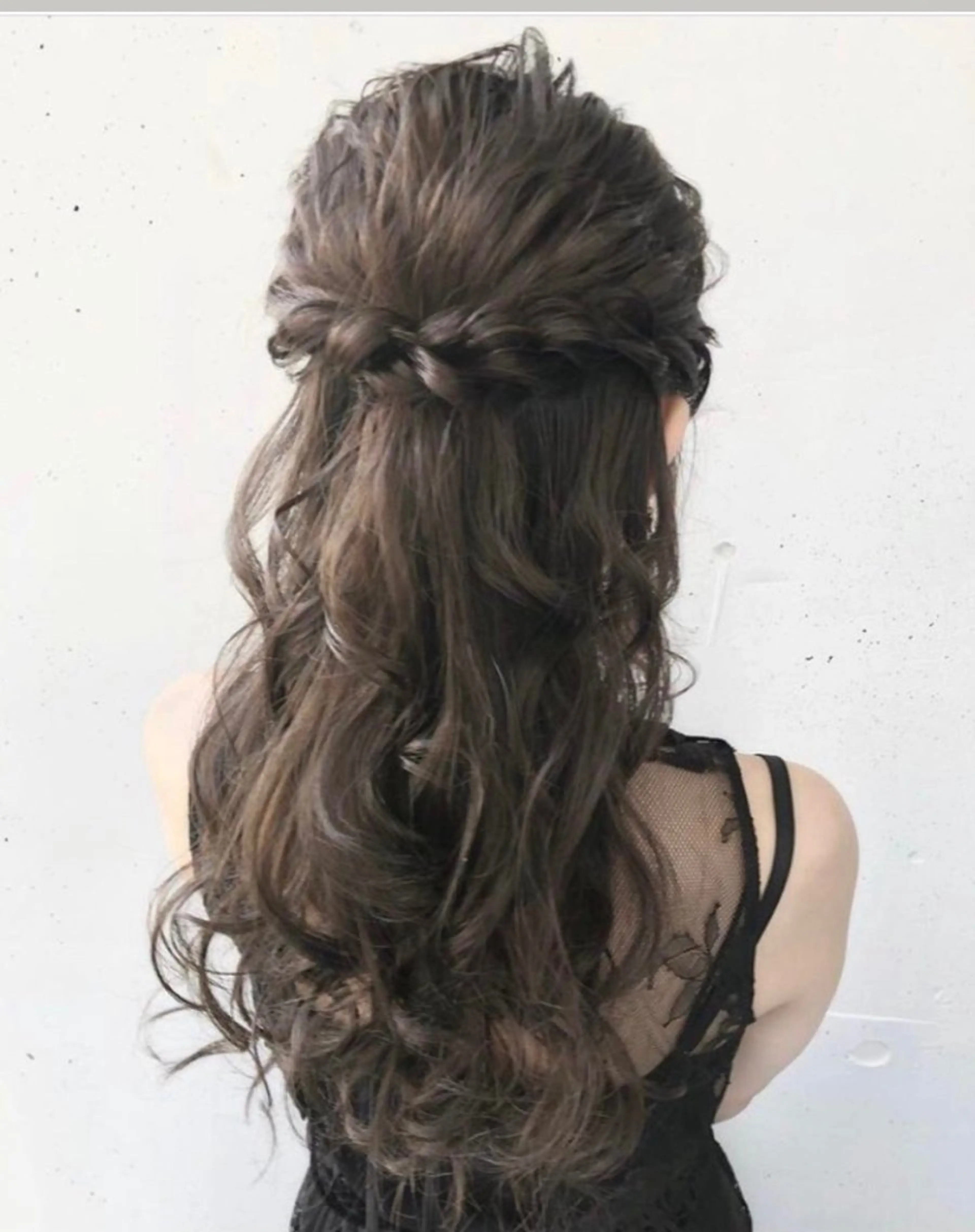 セミロング カラー パーマ ヘアアレンジ メンズ キッズ ハーフアップ 子どものヘアアレンジ メンズバレイヤージュ メンズブリーチ メンズハイライト ヘアセット kotona 🤍miuraのヘアスタイル