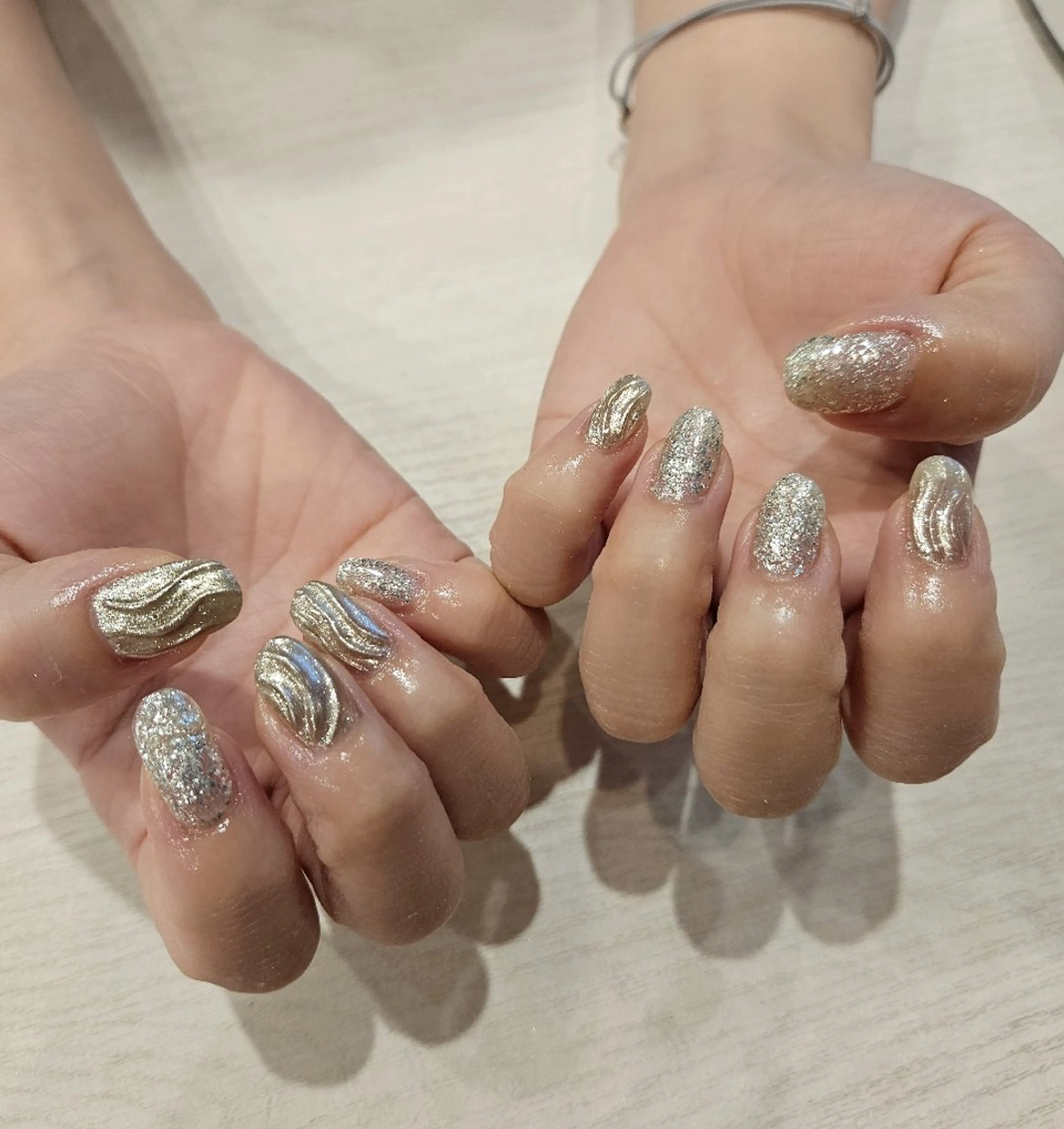 ネイル ハンドネイル 関口 友菜のヘアスタイル