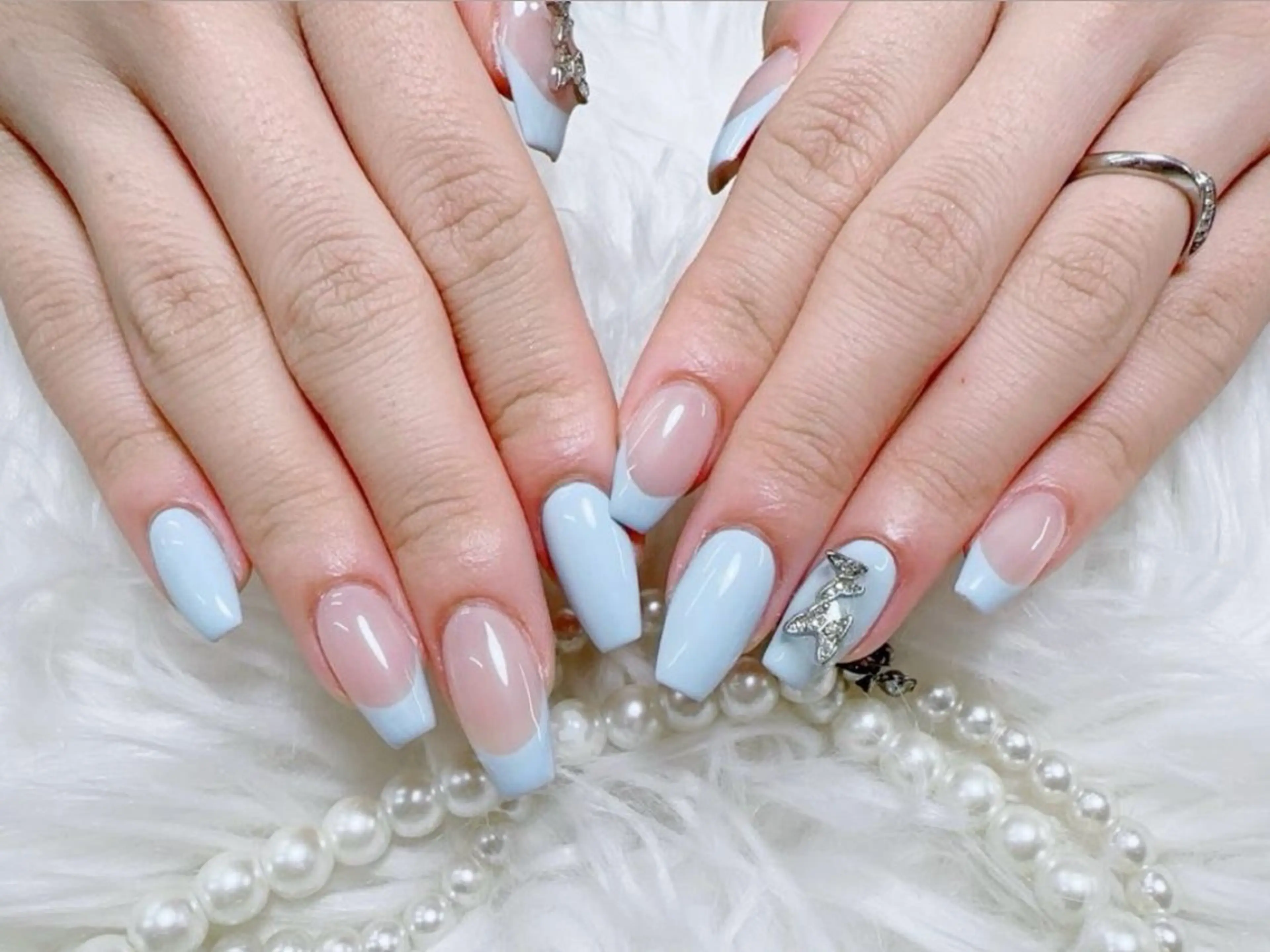 メンズ ネイル アートネイル フレンチネイル ジェルネイル キラキラネイル パラジェル ハンドネイル Bloom スカルプ専門店のネイルデザイン