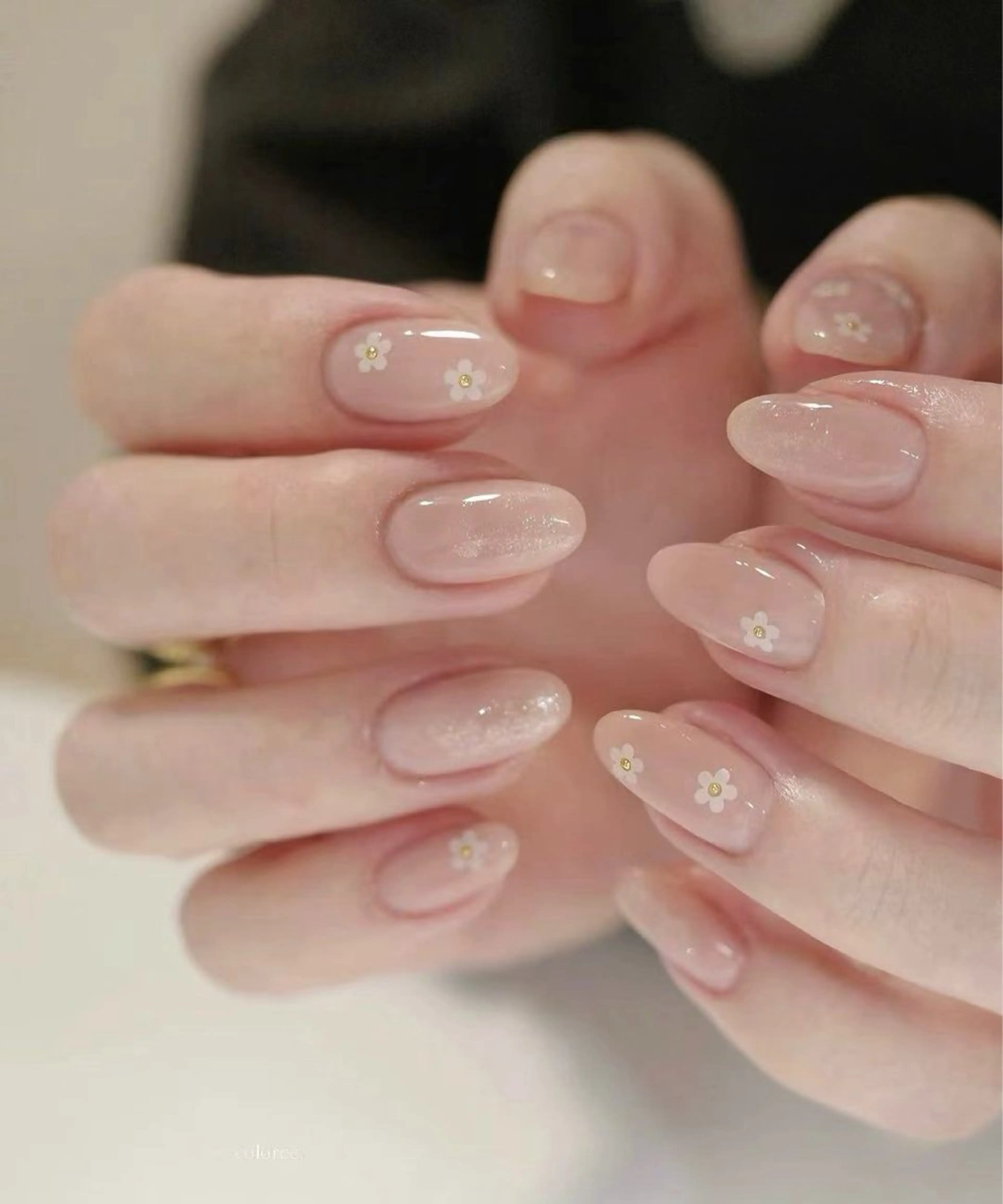 ネイル 夏ネイル ハンドネイル 瞳 ネイルサロン😊のネイルデザイン