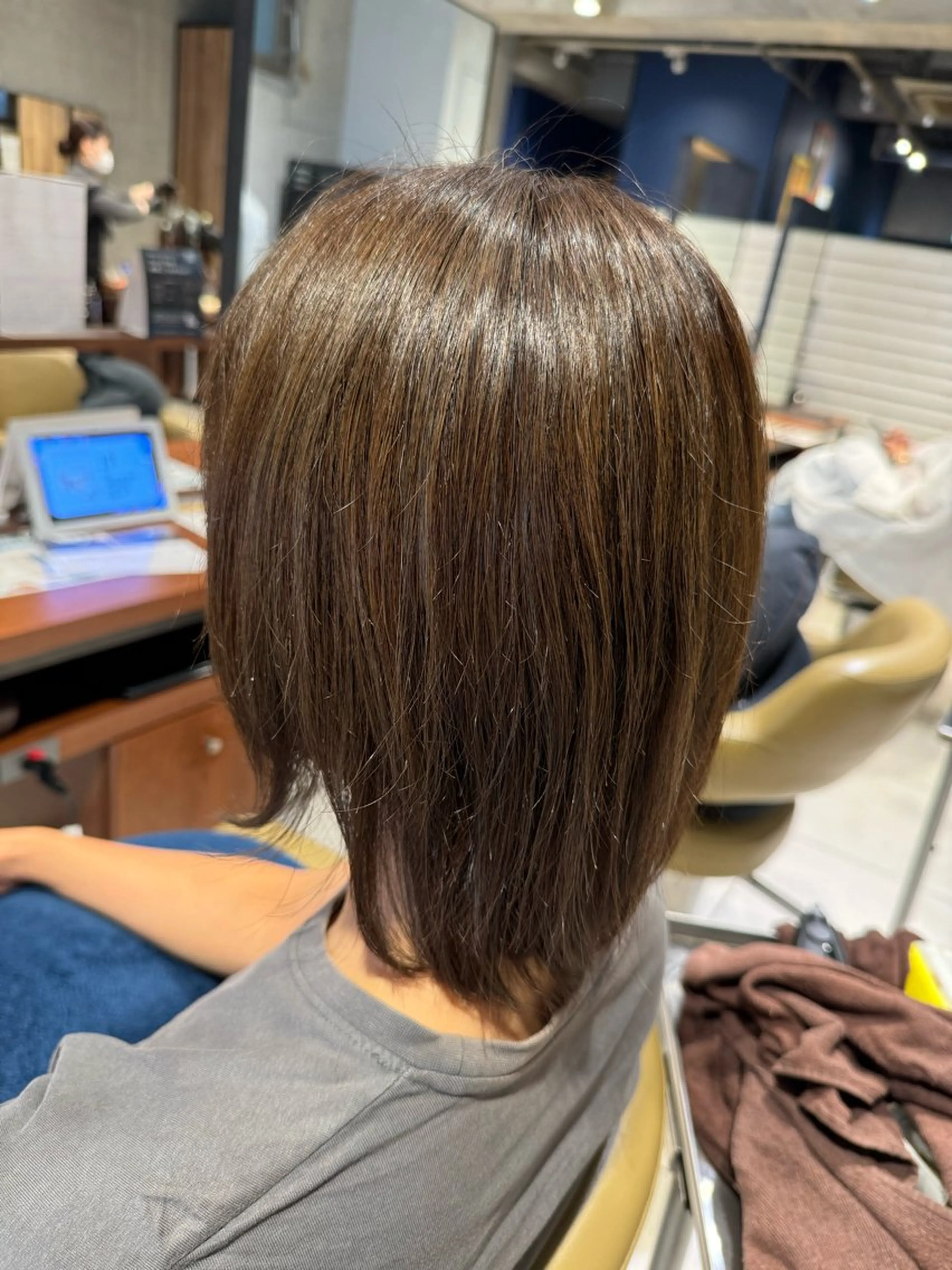 カラー オリーブカラー ヘアカラー トリートメント 艶カラー 梨菜💜のヘアスタイル