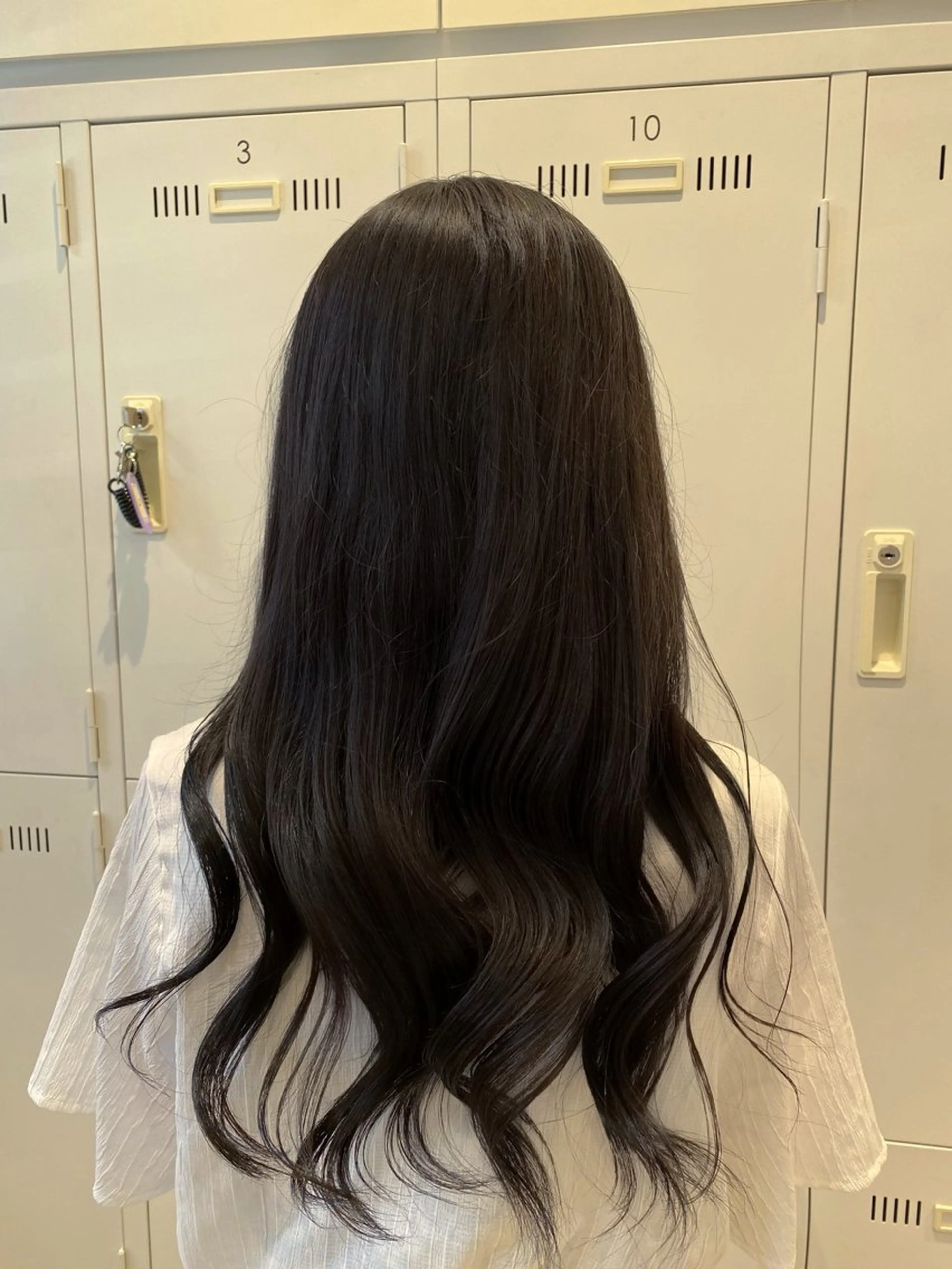 ロング カラー ヘアカラー トリートメント 𝐲𝐮𝐮𝐦𝐢 エクステ/ 艶カラーのヘアスタイル