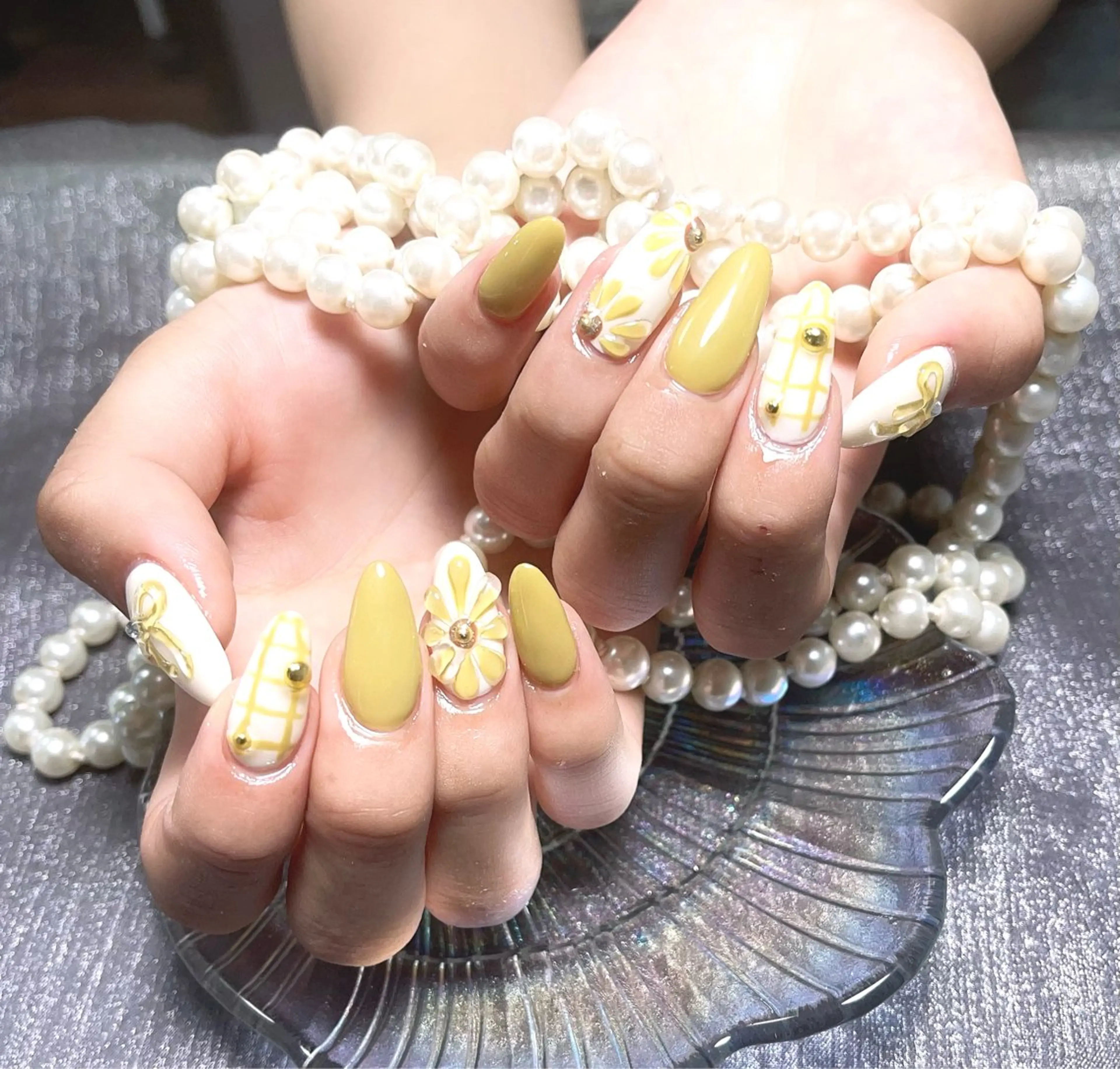 ネイル KiKO 🌻ひまわりサロンのネイルデザイン