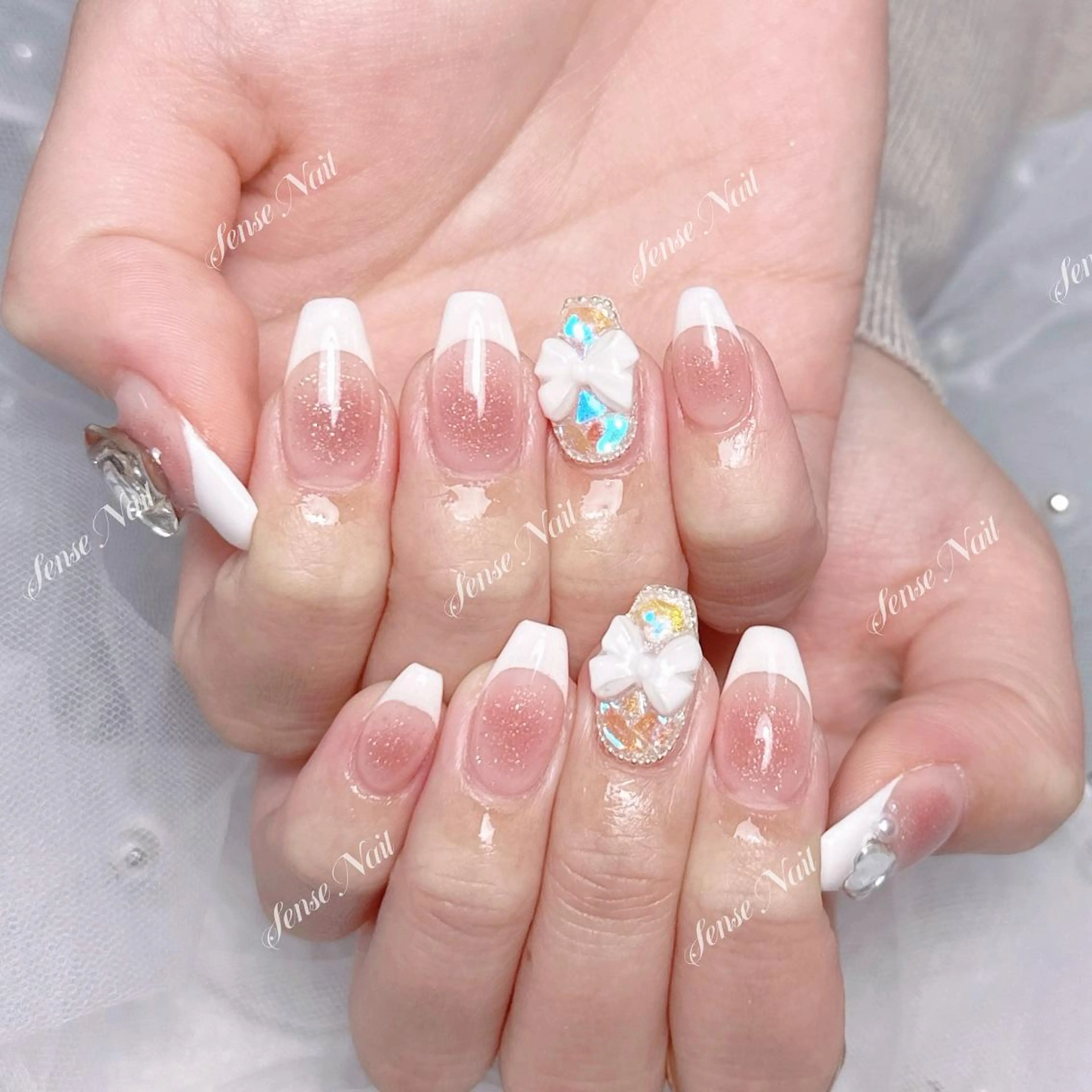 ネイル ハンドネイル Queening 🦋のネイルデザイン