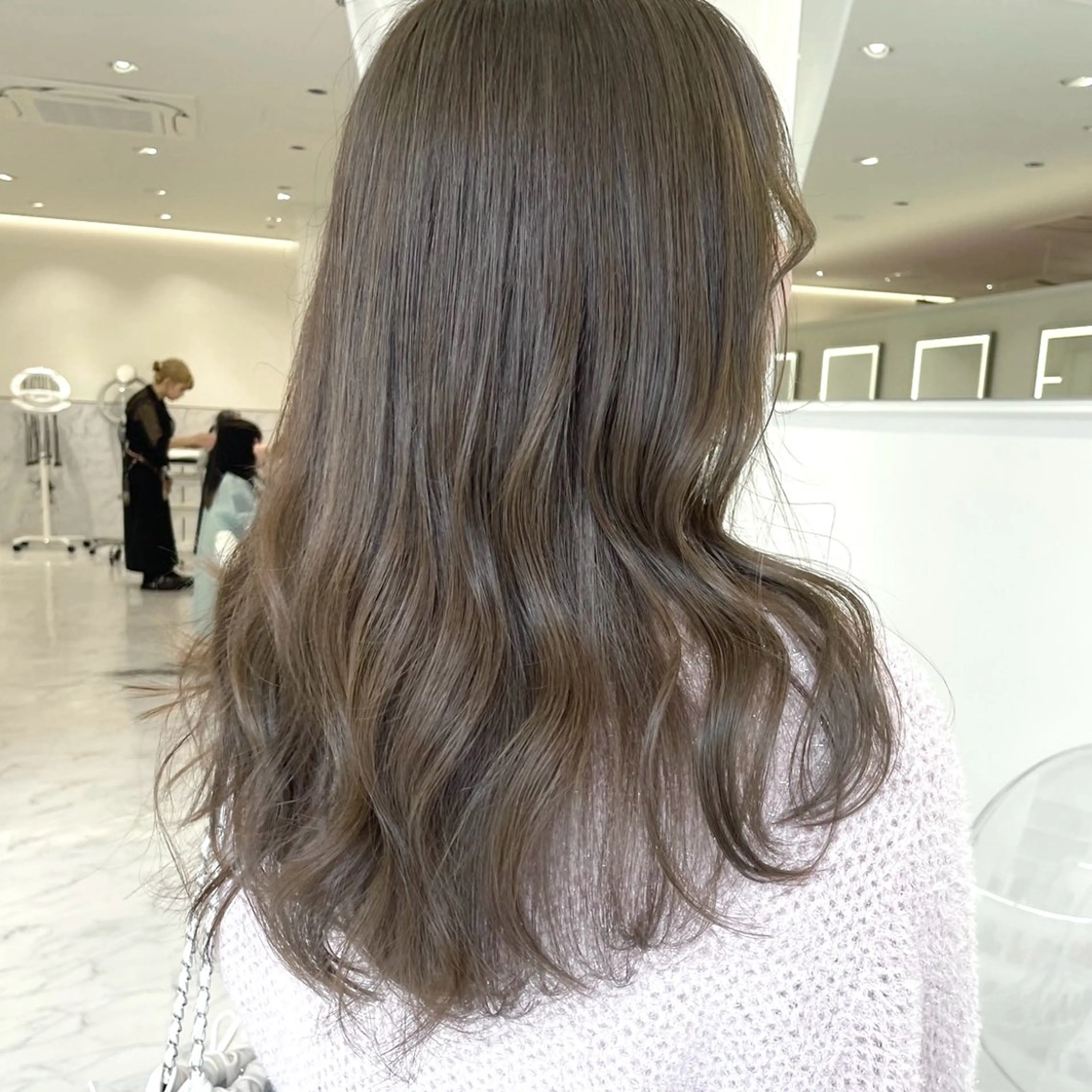 ロング カラー ParveMix 🪽鳥取彩花のヘアスタイル