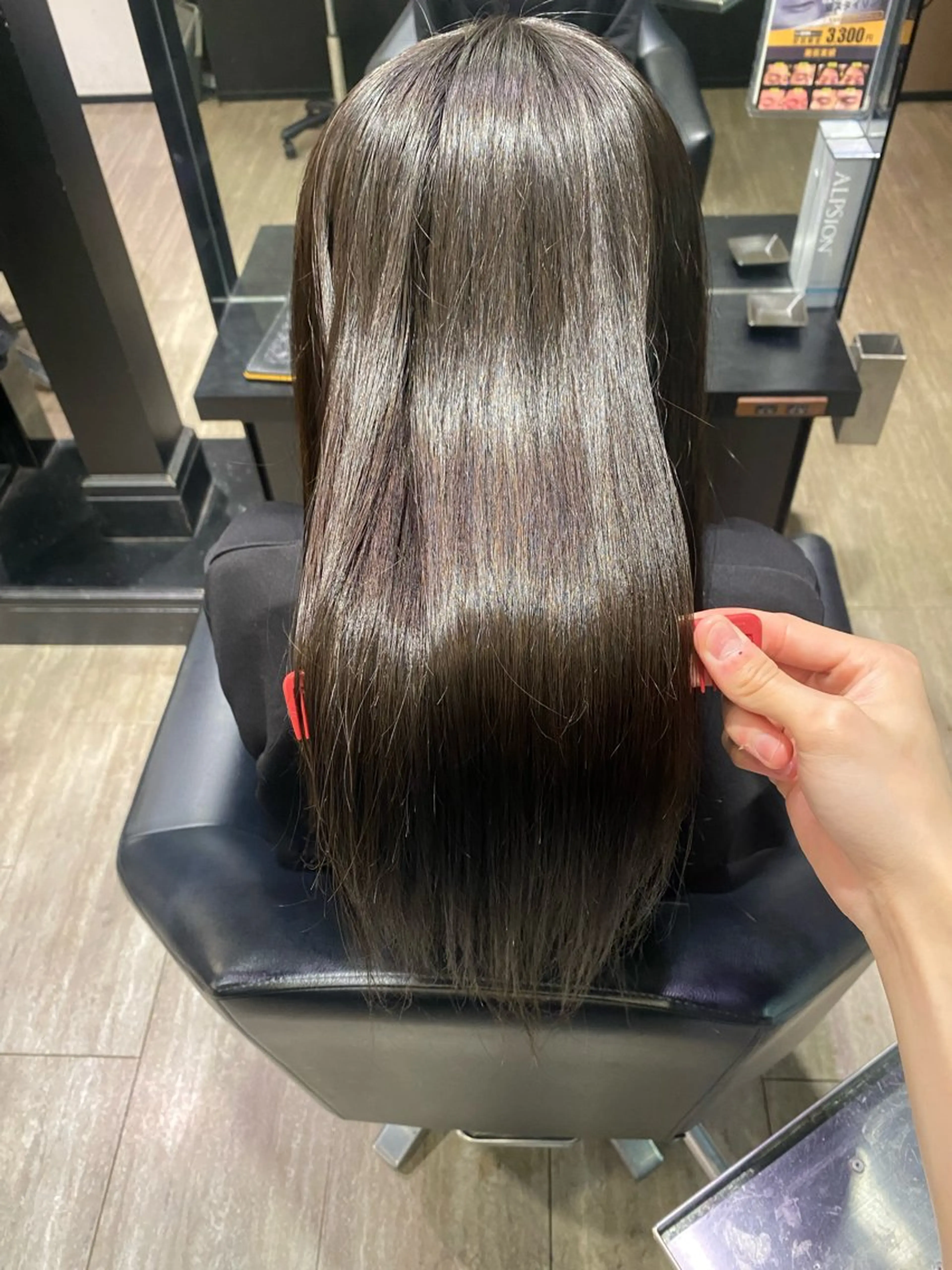 ロング 縮毛矯正 水野 聖哉のヘアスタイル