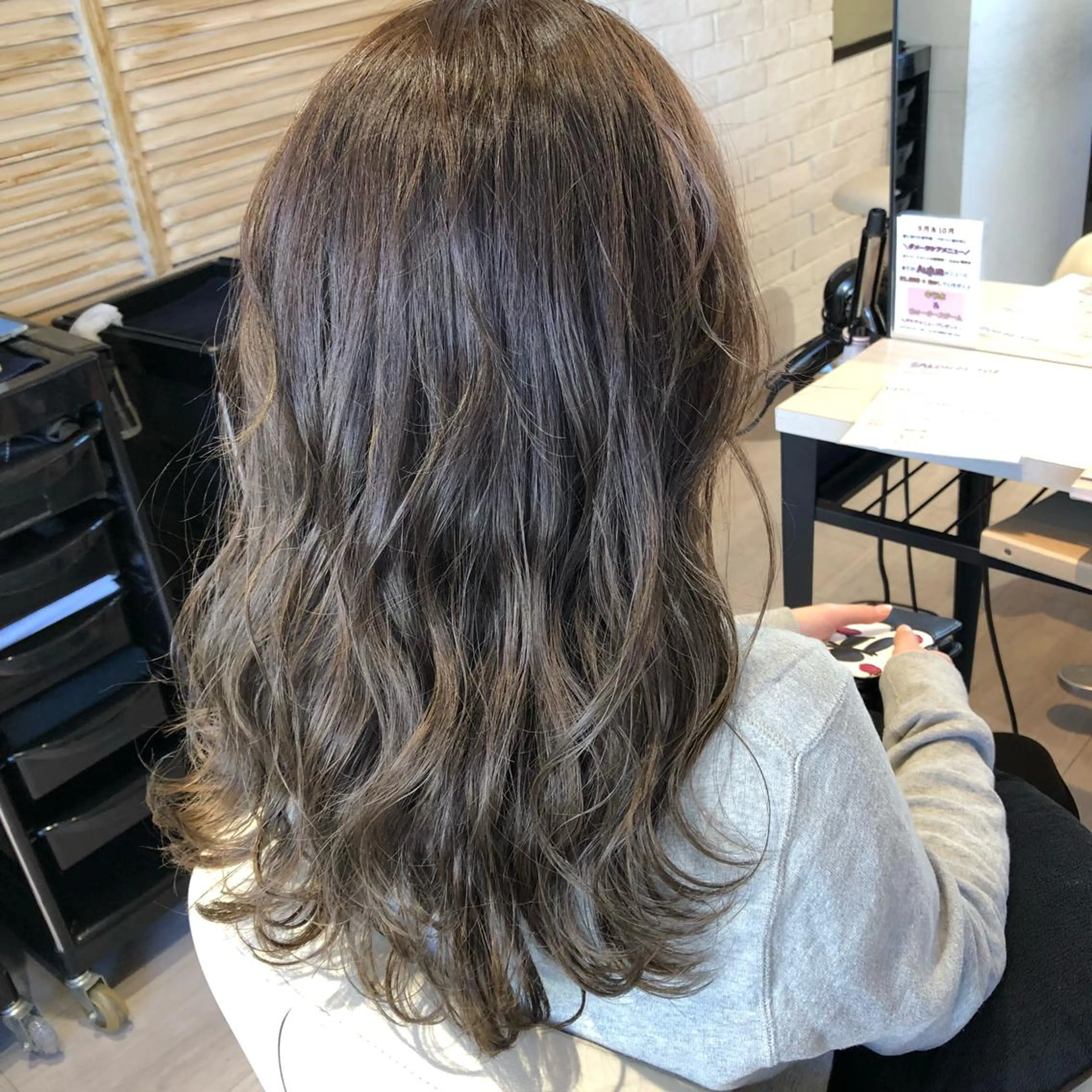 ロング カラー 金子 富士のヘアスタイル