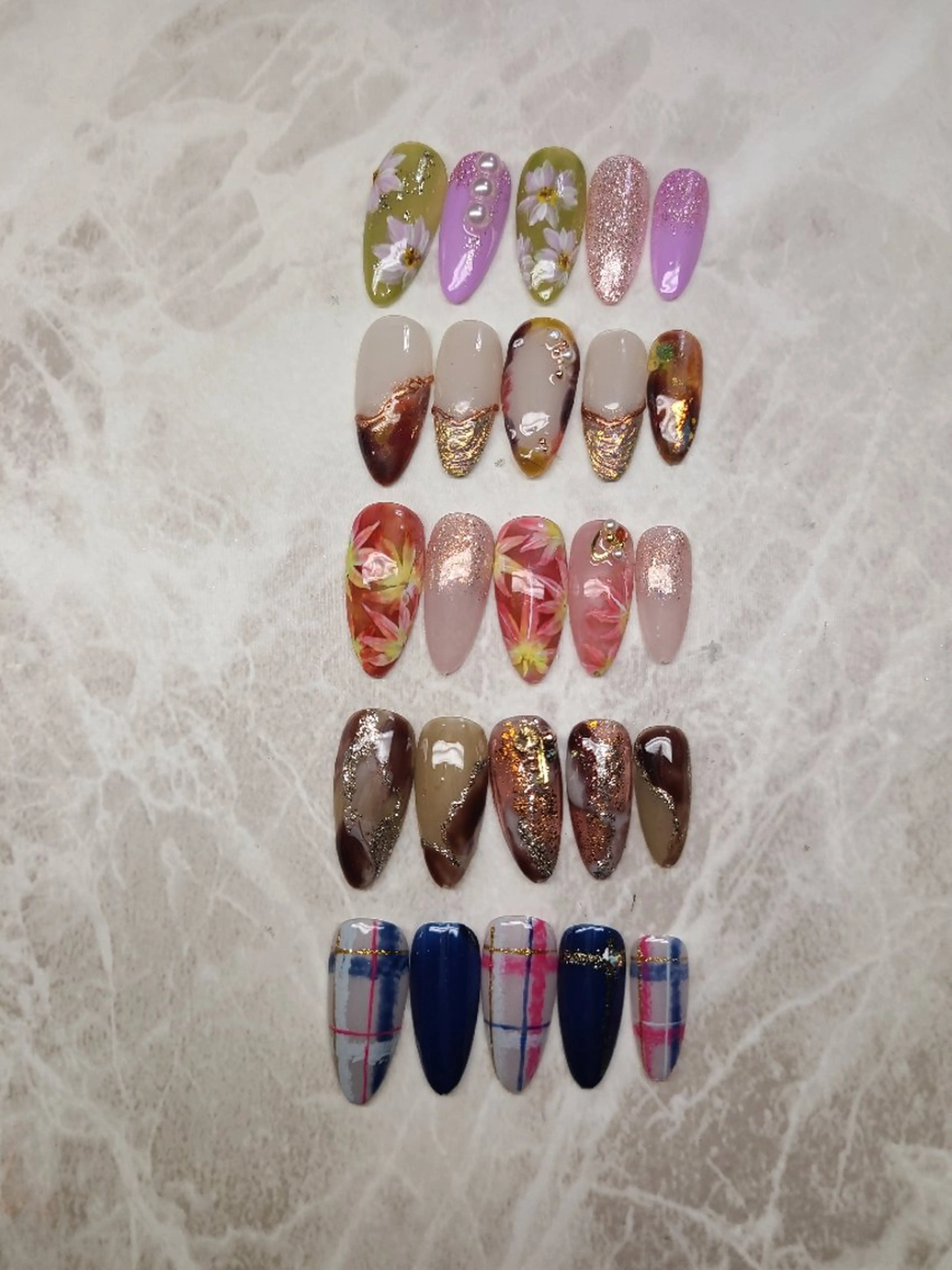 ネイル Nail  Ai    のネイルデザイン