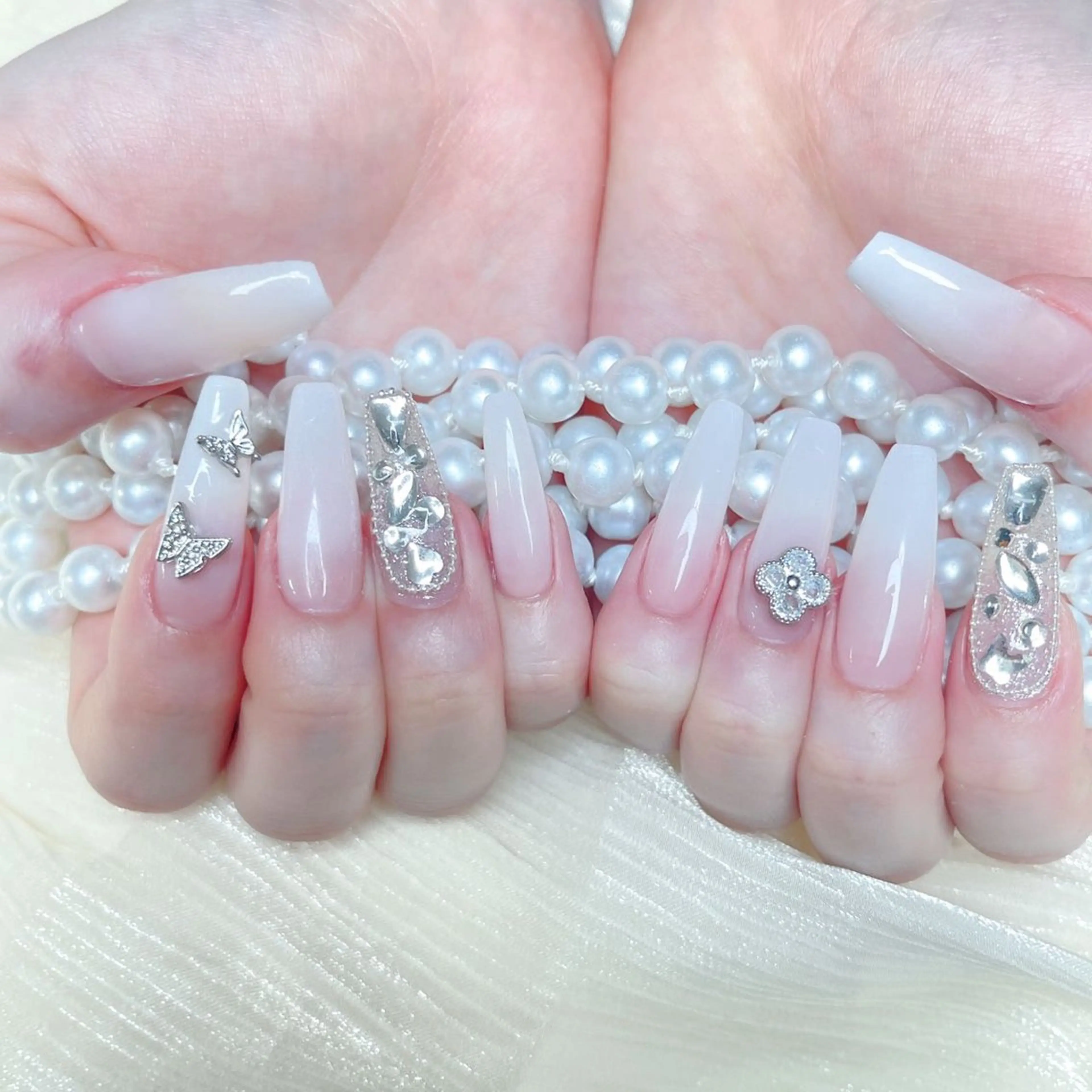 ネイル ハンドネイル 🎀Ｍ nails✨ ビューティーのネイルデザイン