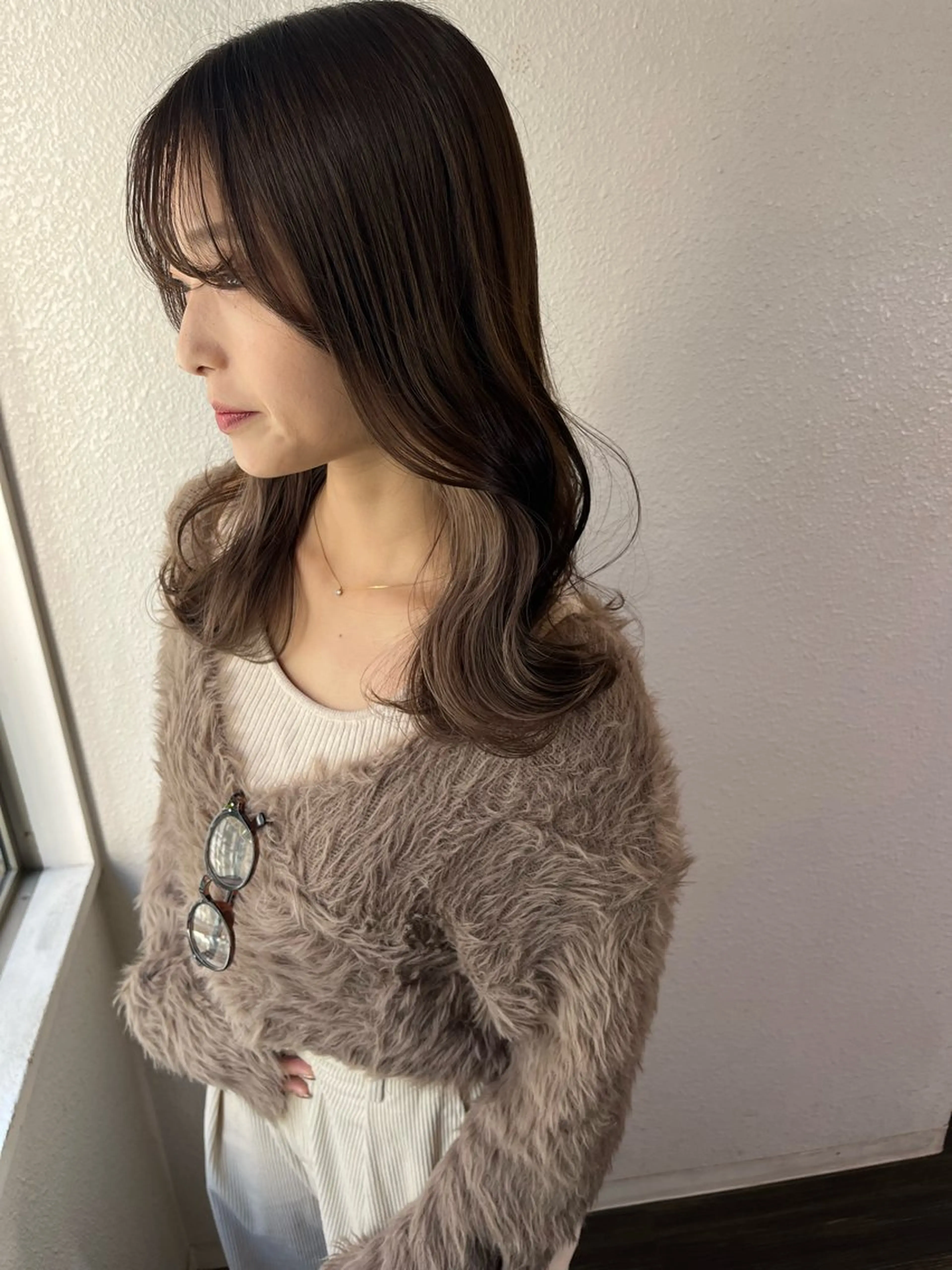 シールエクステでイヤリングカラー🌈の写真