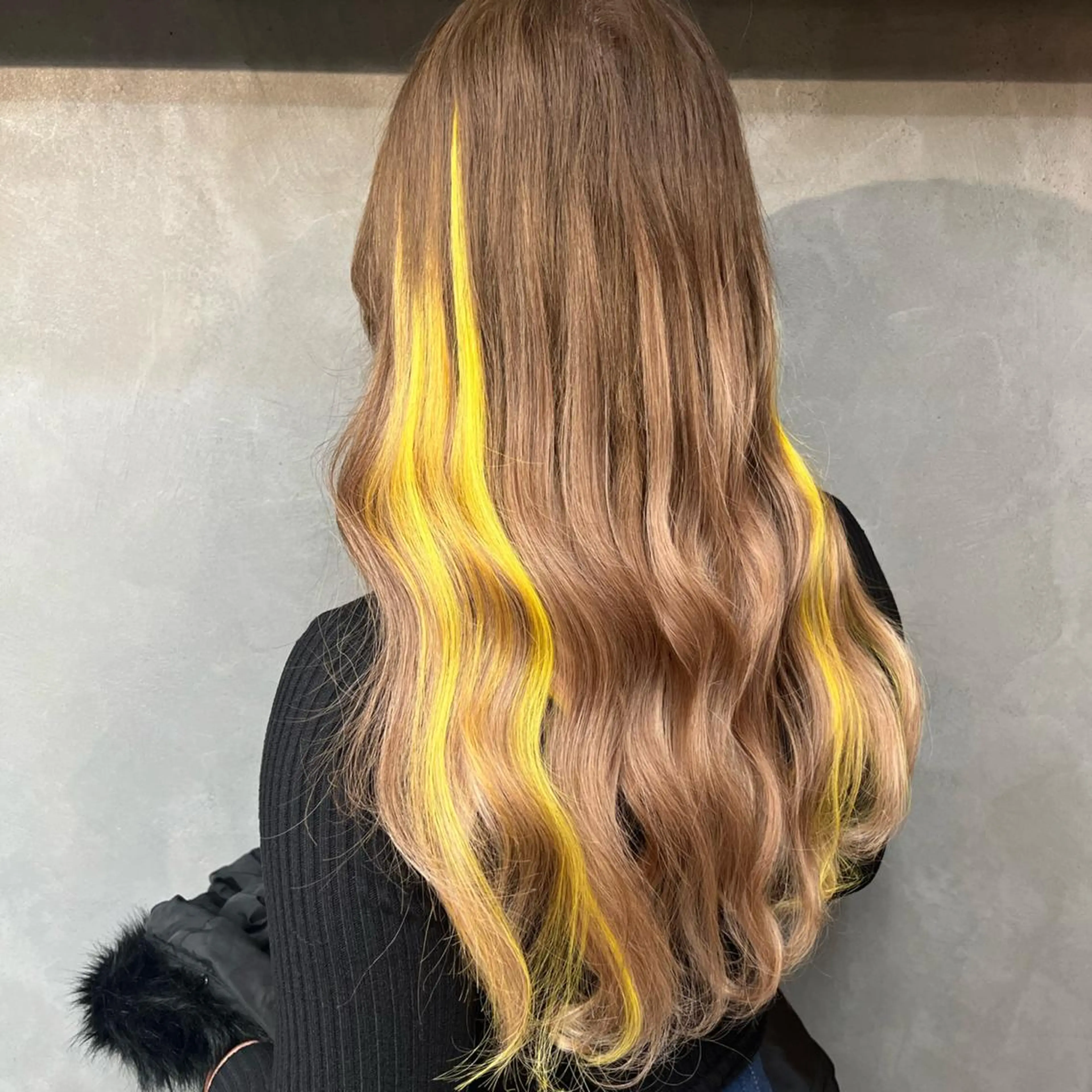 ロング CS made by SHACHU栄店所属・❤️‍🔥シールエク ＋カラー京❤️‍🔥のヘアスタイル