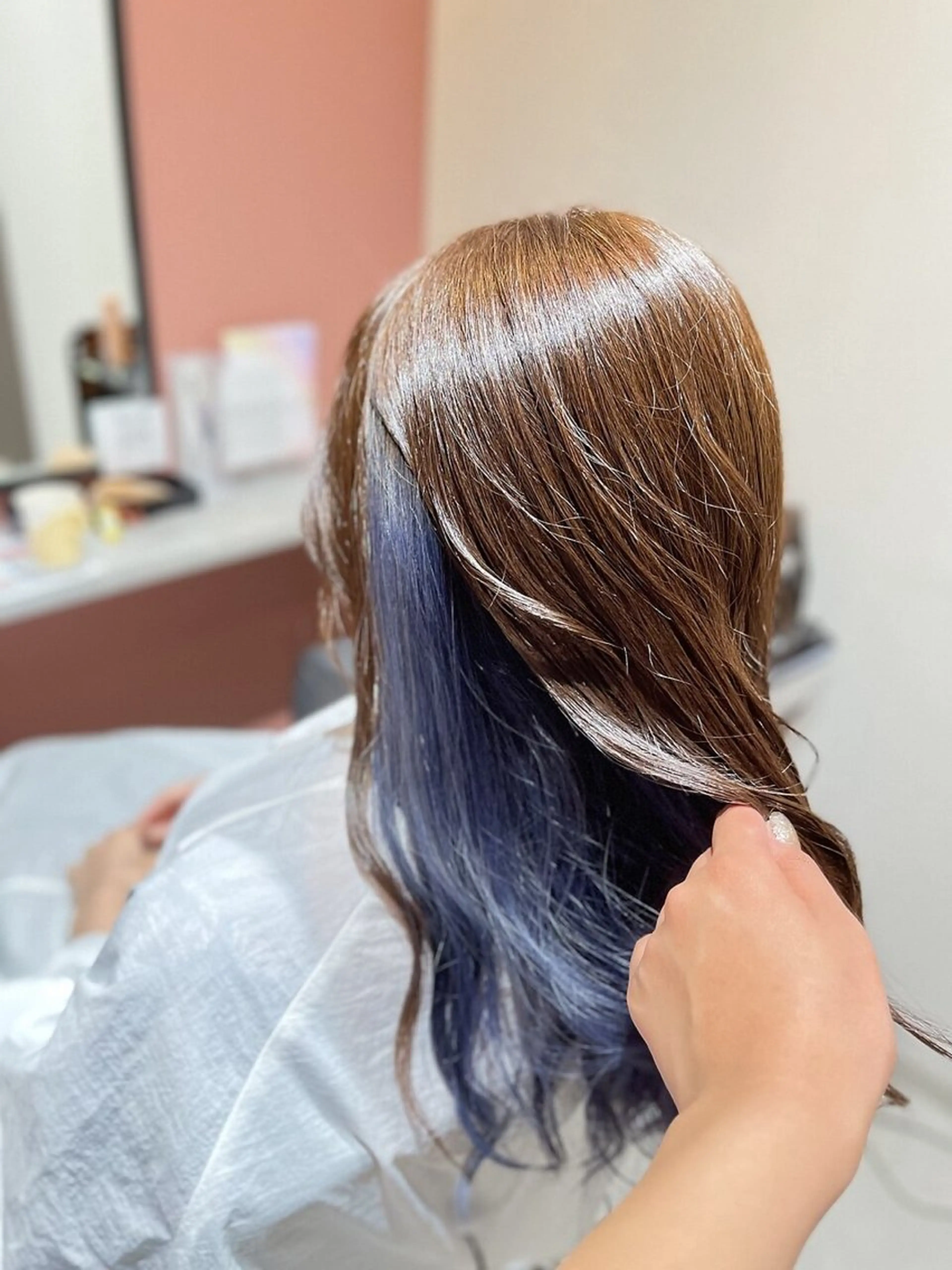 カラー 西原 愛紗のヘアスタイル