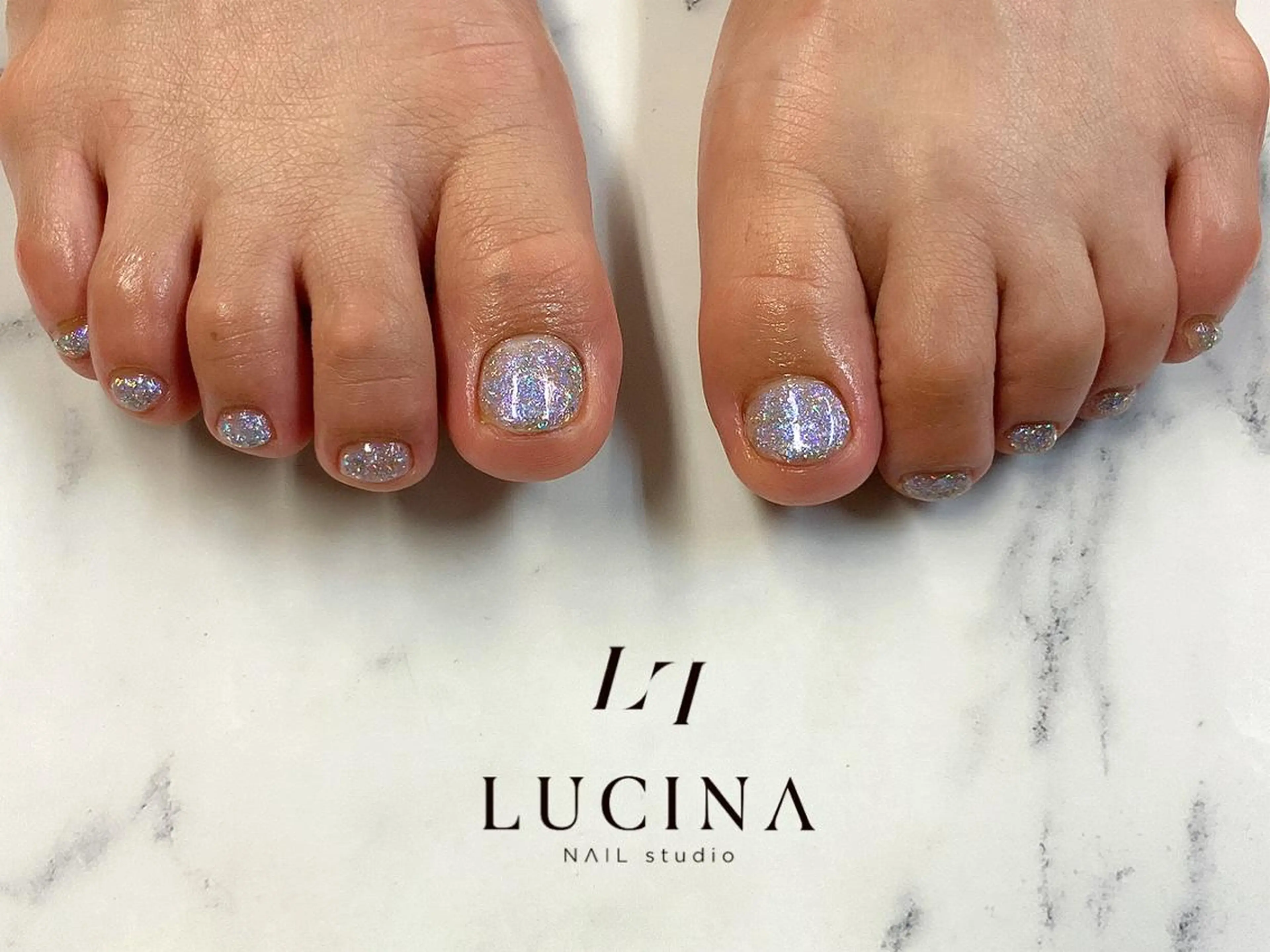 ネイル ラメ(グリッター) ワンカラーネイル 新橋 ルキナ スタッフのネイルデザイン
