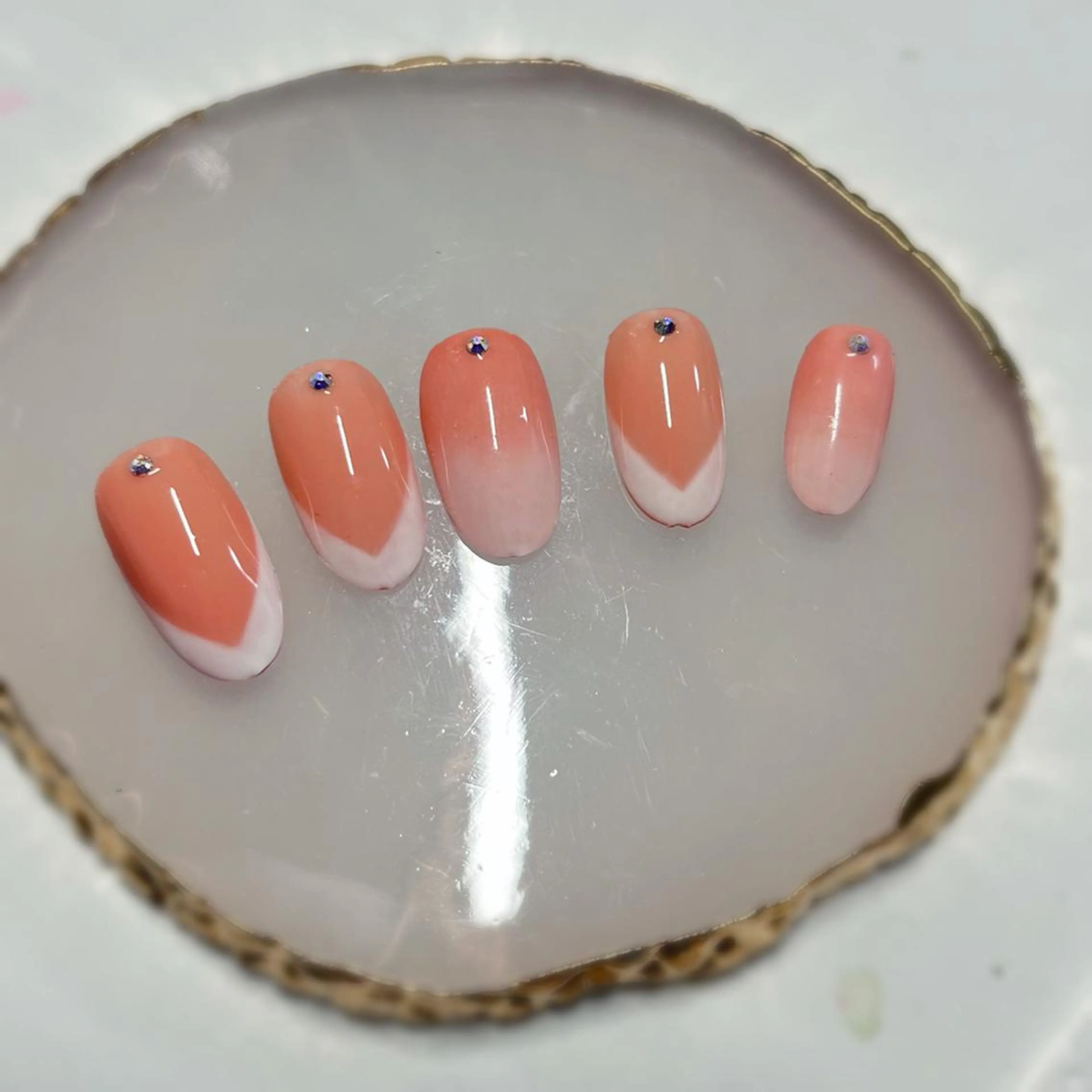 ネイル ジェルネイル グリーン ミラーネイル ワンカラーネイル キンジョウ ハルナのネイルデザイン