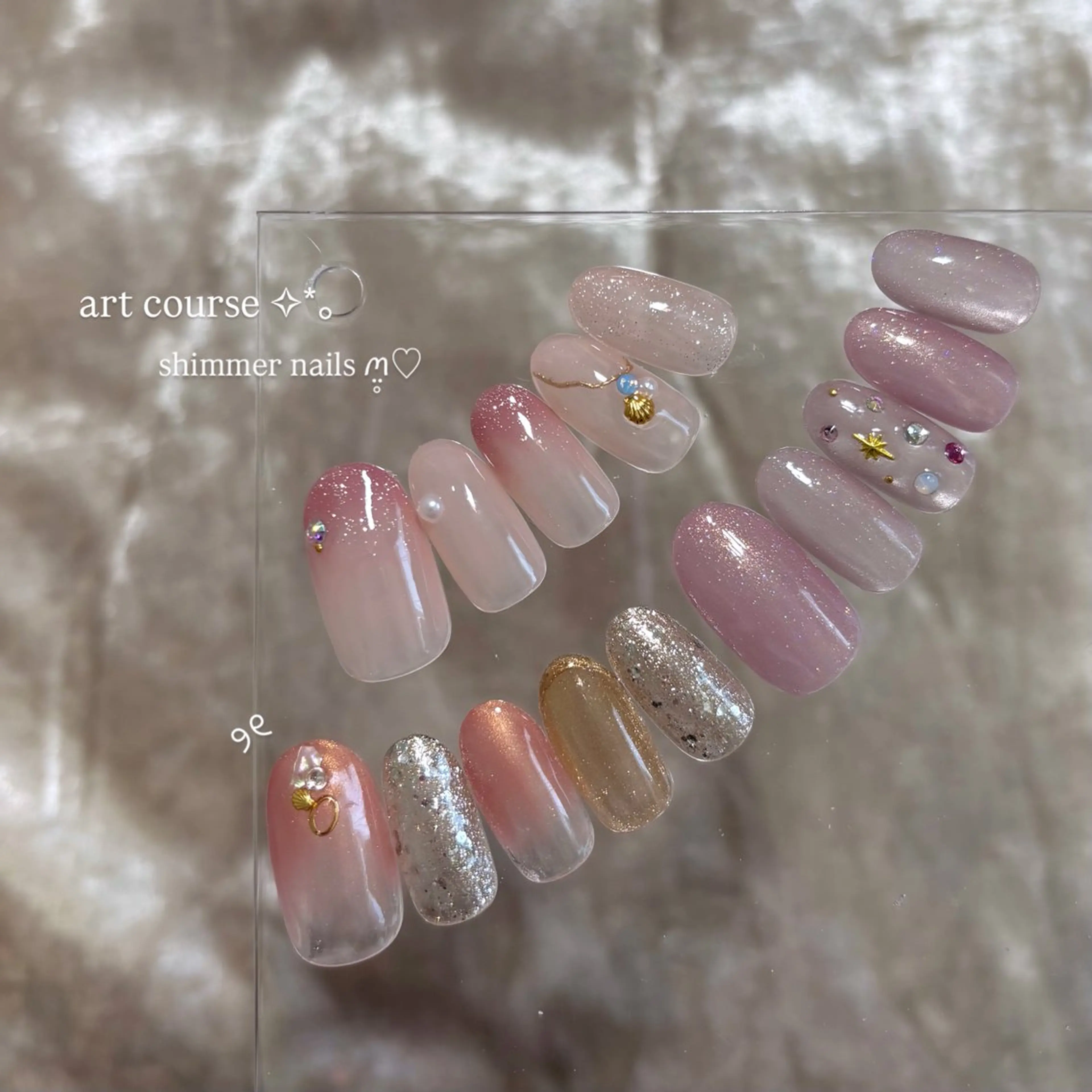 ネイル shimmer nailsのネイルデザイン