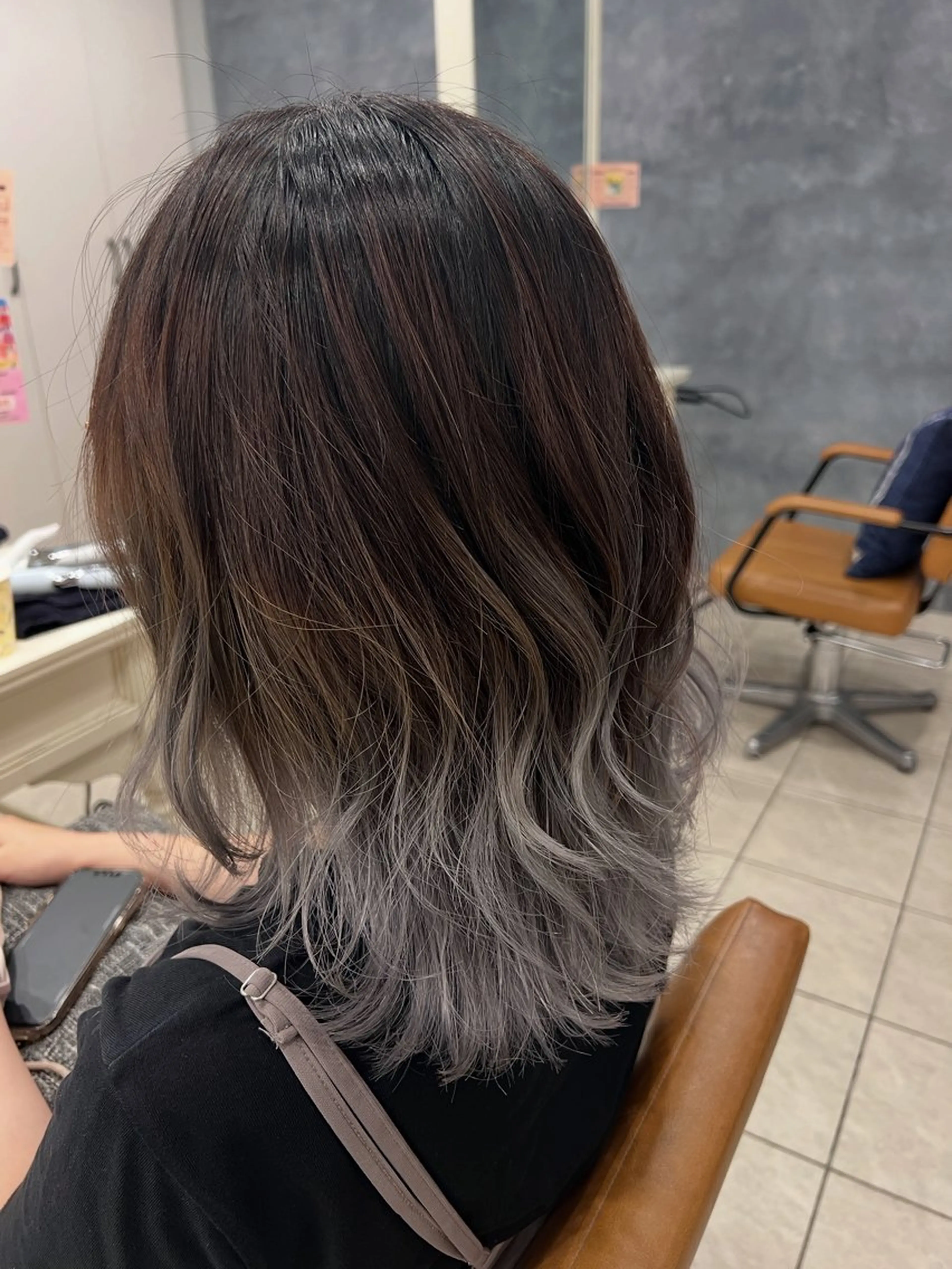 ミディアム カラー カット ヘアカラー メンズカットグラデー ションカラー/ケイゴのヘアスタイル