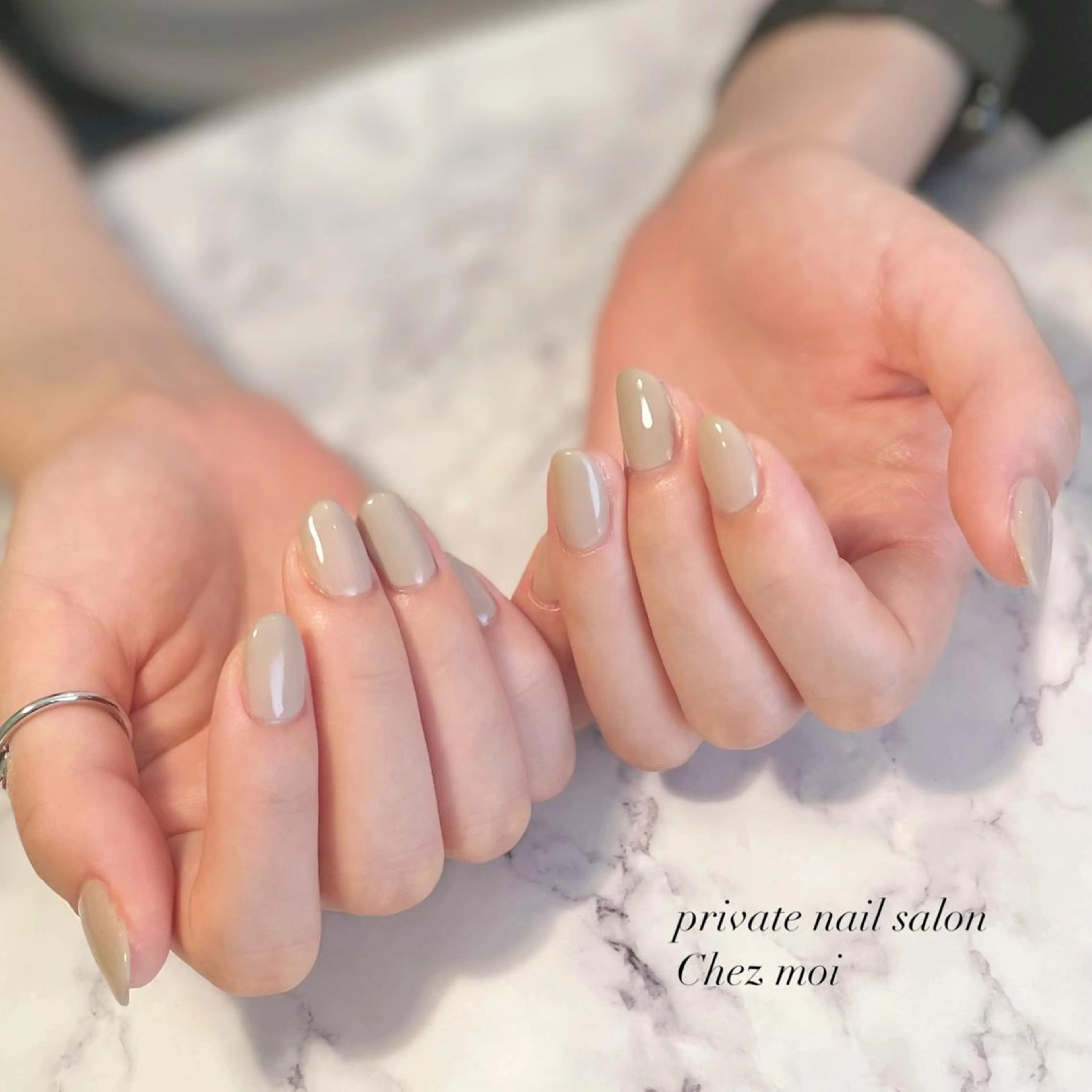 ネイル ワンカラーネイル KOMINE TOMOKOのネイルデザイン