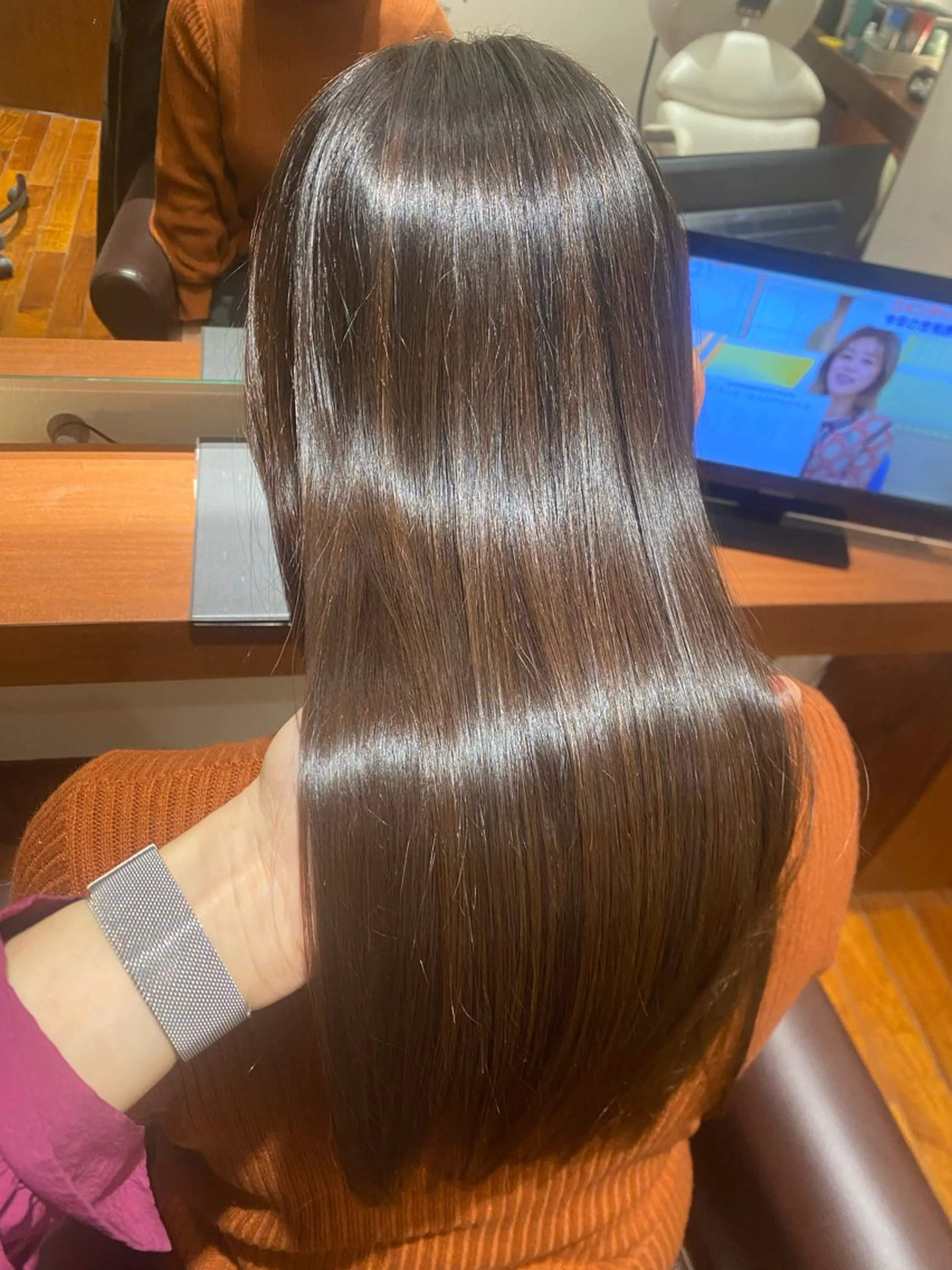 ロング カット 縮毛矯正 トリートメント 中谷 明日香のヘアスタイル