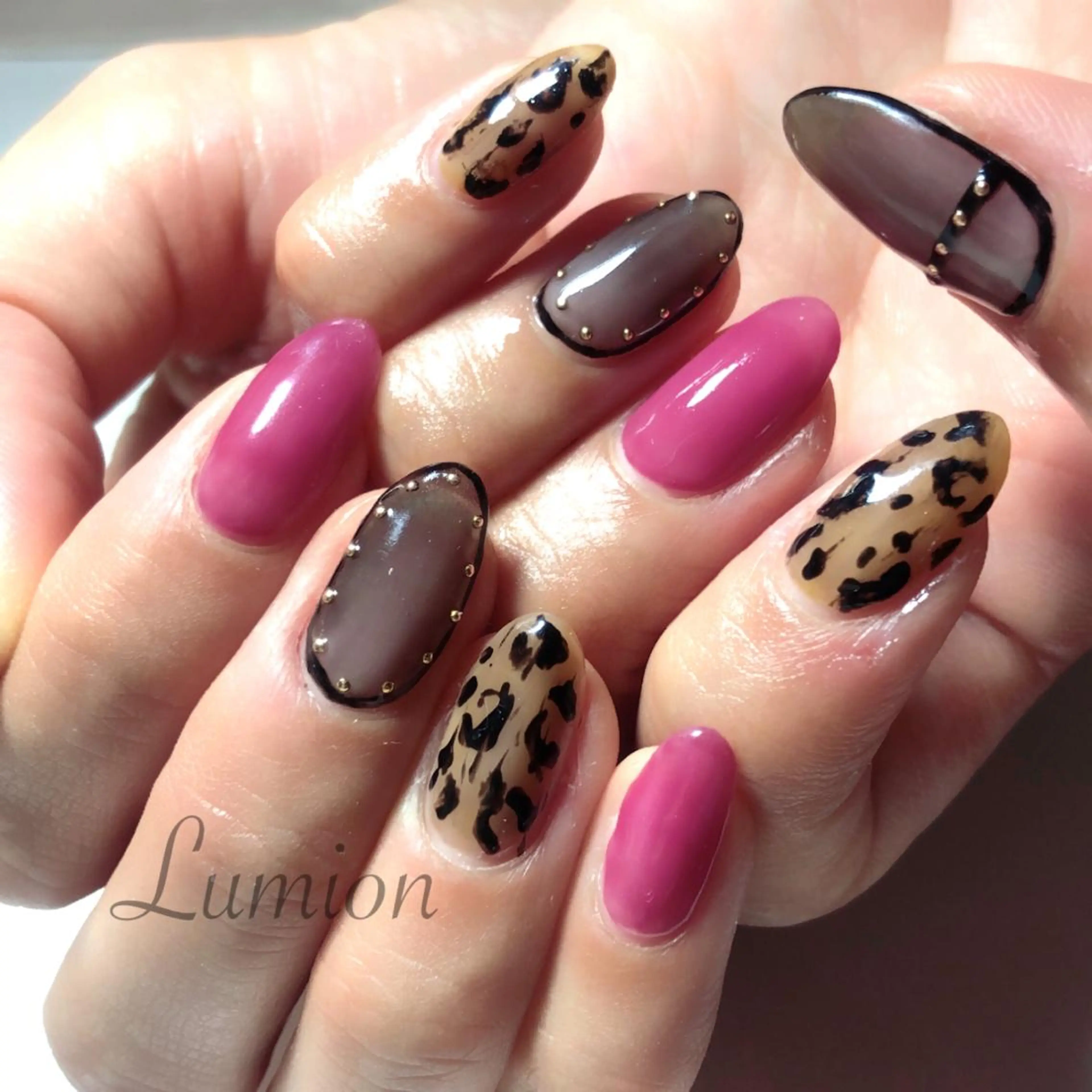 ネイル アニマル柄 ハンドネイル nailroom Lumionのネイルデザイン