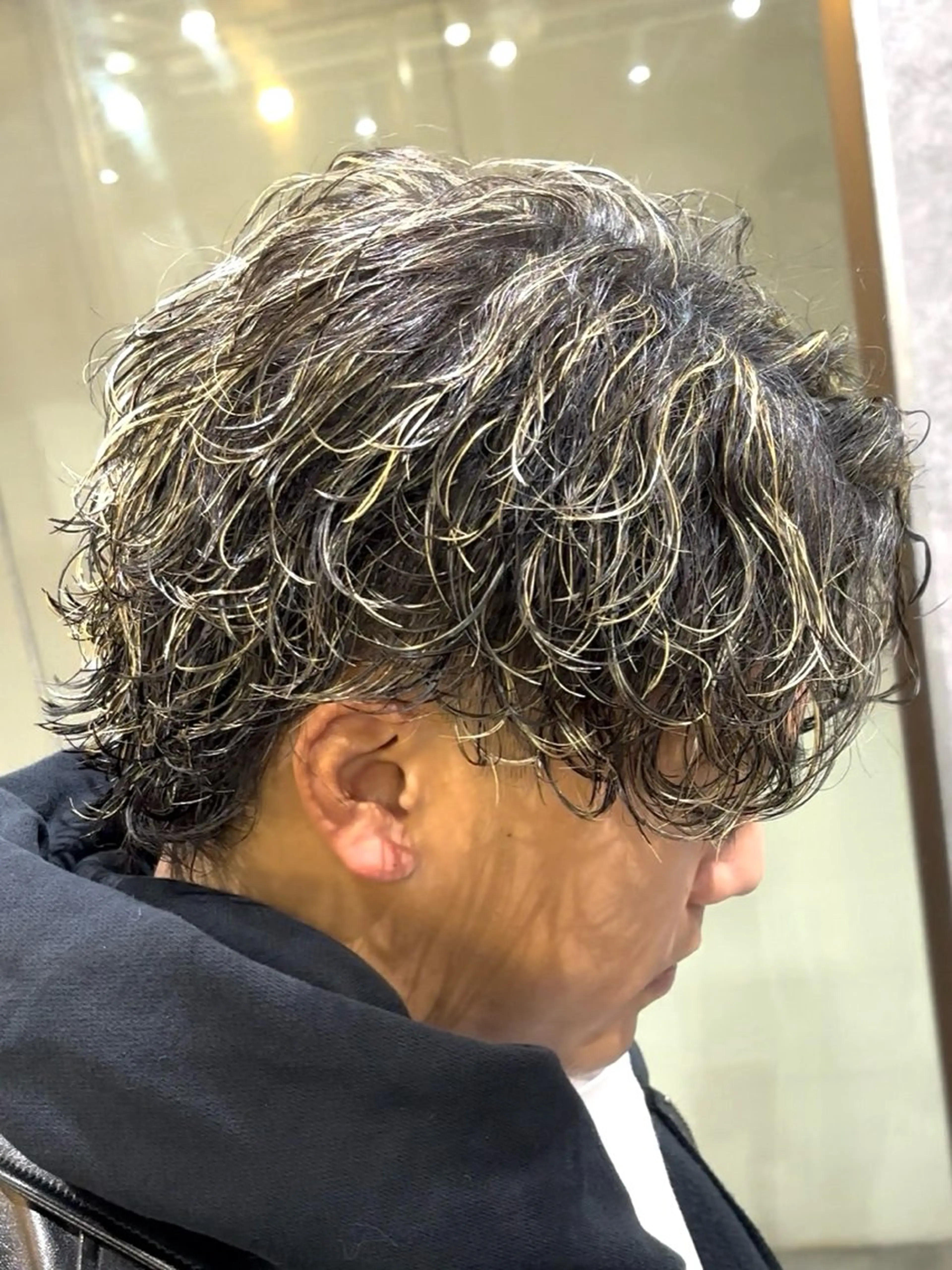 ミディアム カラー パーマ メンズ シュンヤ🔥メンズ パーマ特化🔥新小岩のヘアスタイル