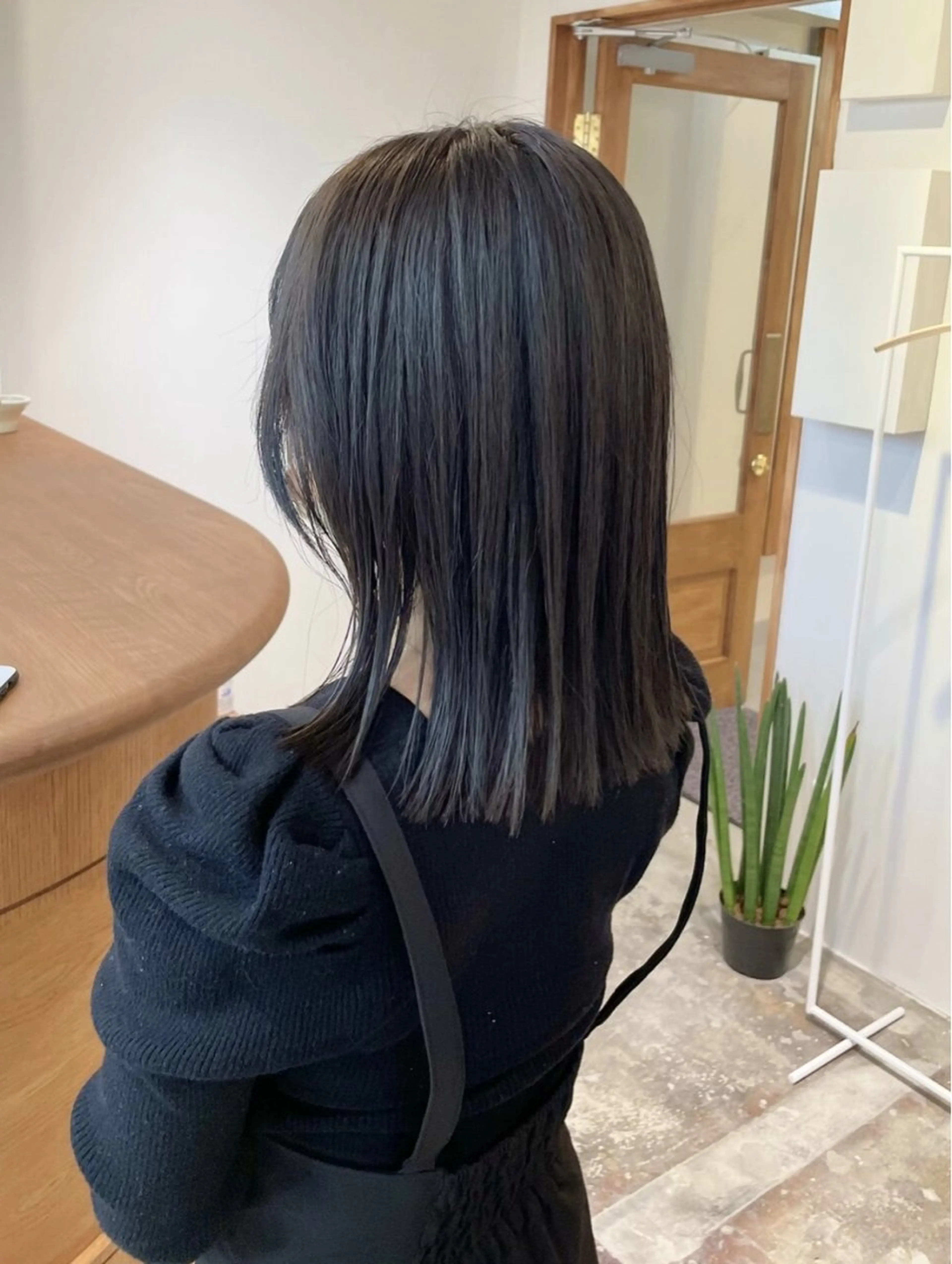 ミディアム カラー アッシュ アッシュグレー アッシュグレージュ 透明感カラー グレージュ ヘアカラー 立川艶髪カラーと映画 美容師YUJIのヘアスタイル