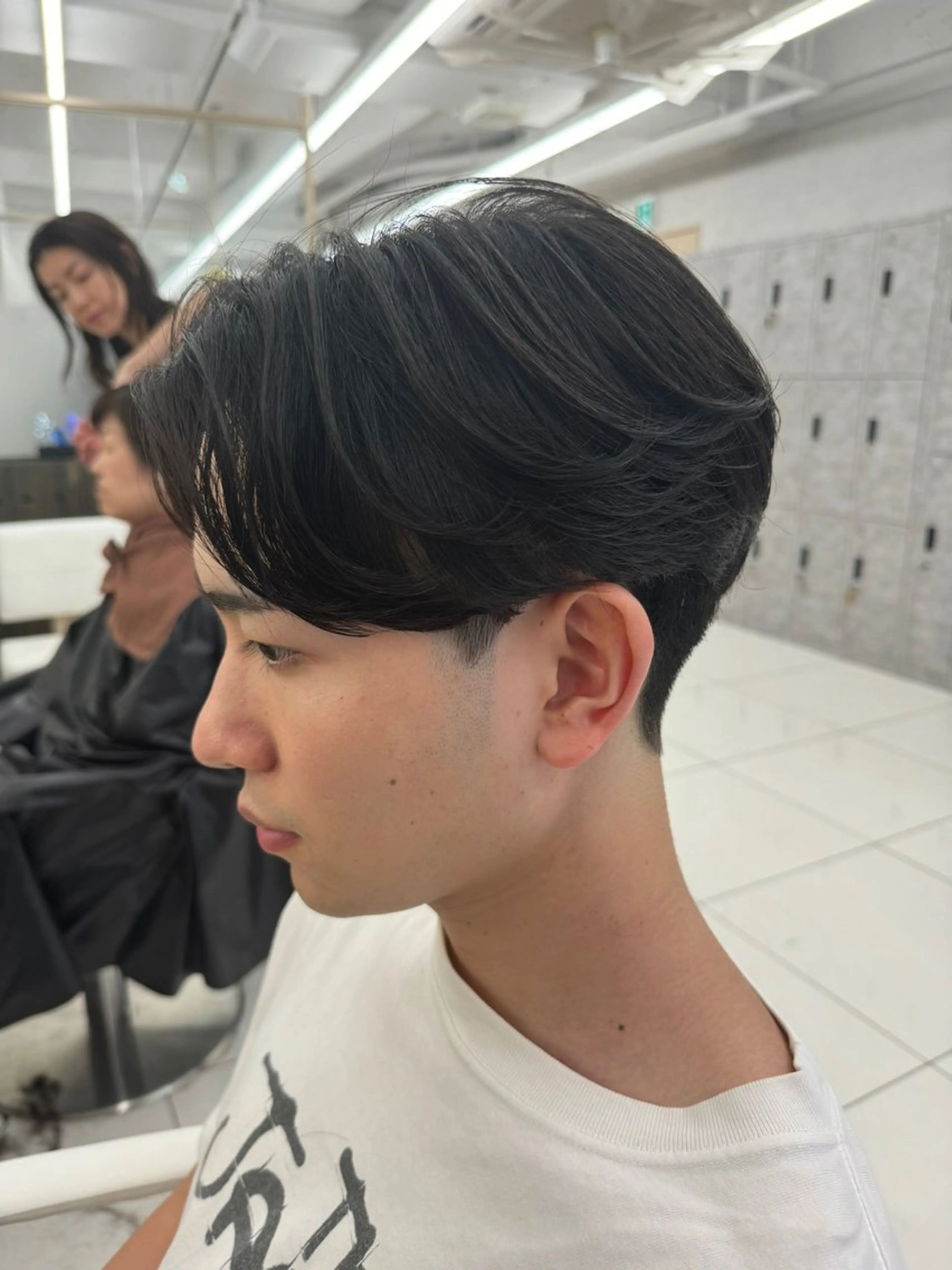 ショート パーマ メンズ メンズパーマ くせ毛 縮毛矯正 ニュアンスパーマ カット 縮毛矯正 【メンズ縮毛矯正】 田中秀斗のヘアスタイル