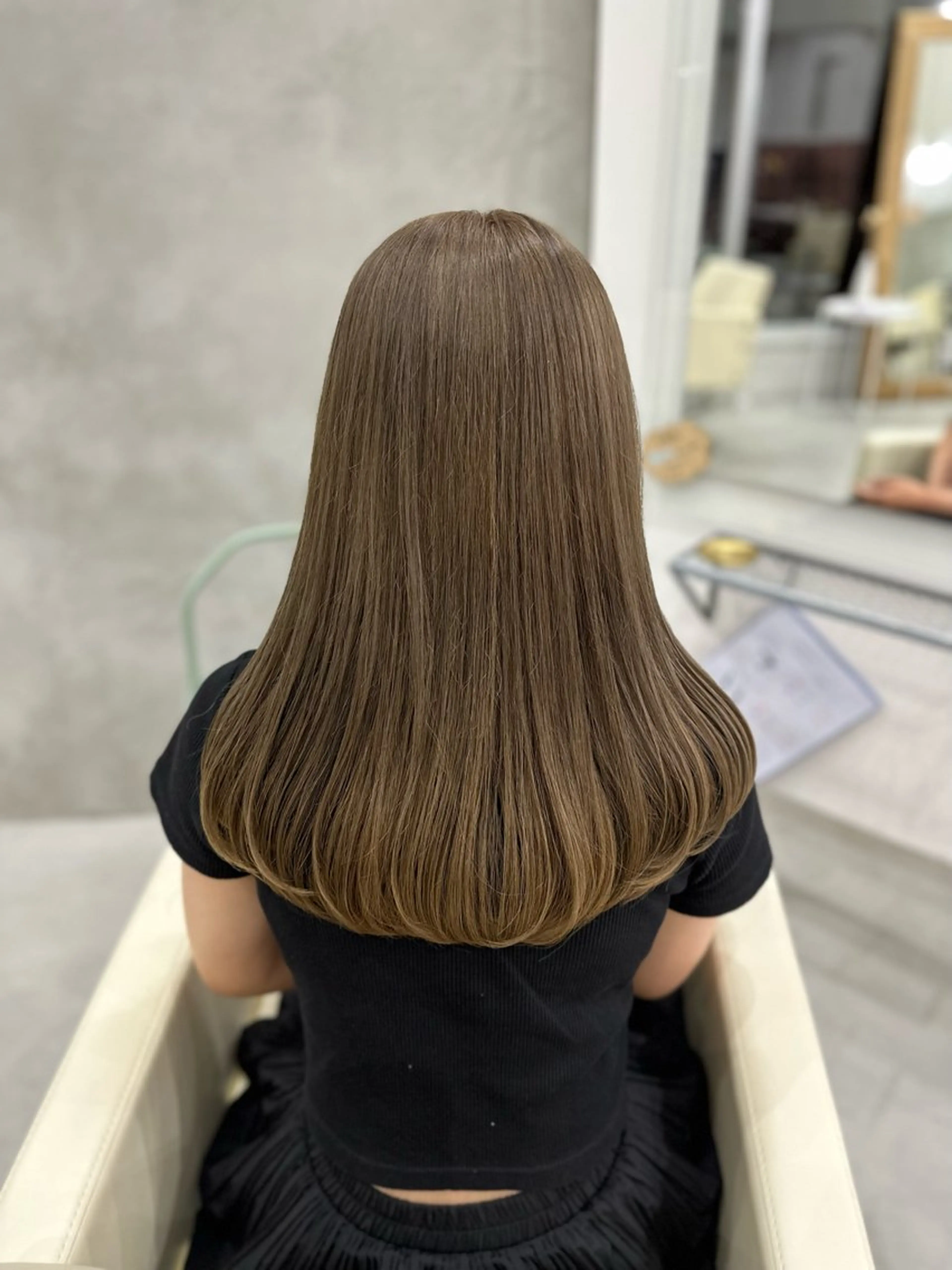 セミロング カラー さあや 【透け感/艶感】のヘアスタイル