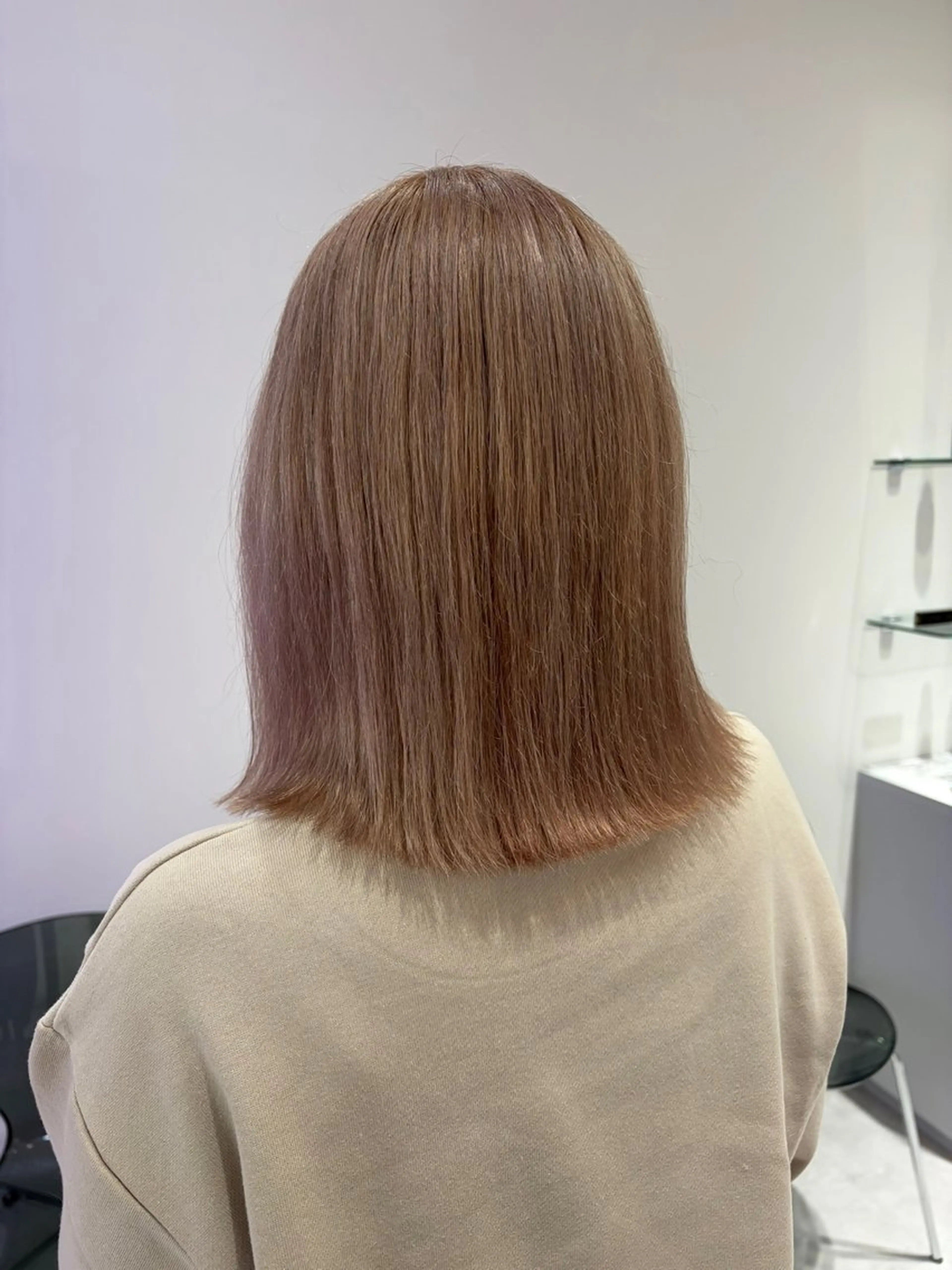 ミディアム ヘアカラー ラベンダーカラー/ レイヤーカットAyaのヘアスタイル