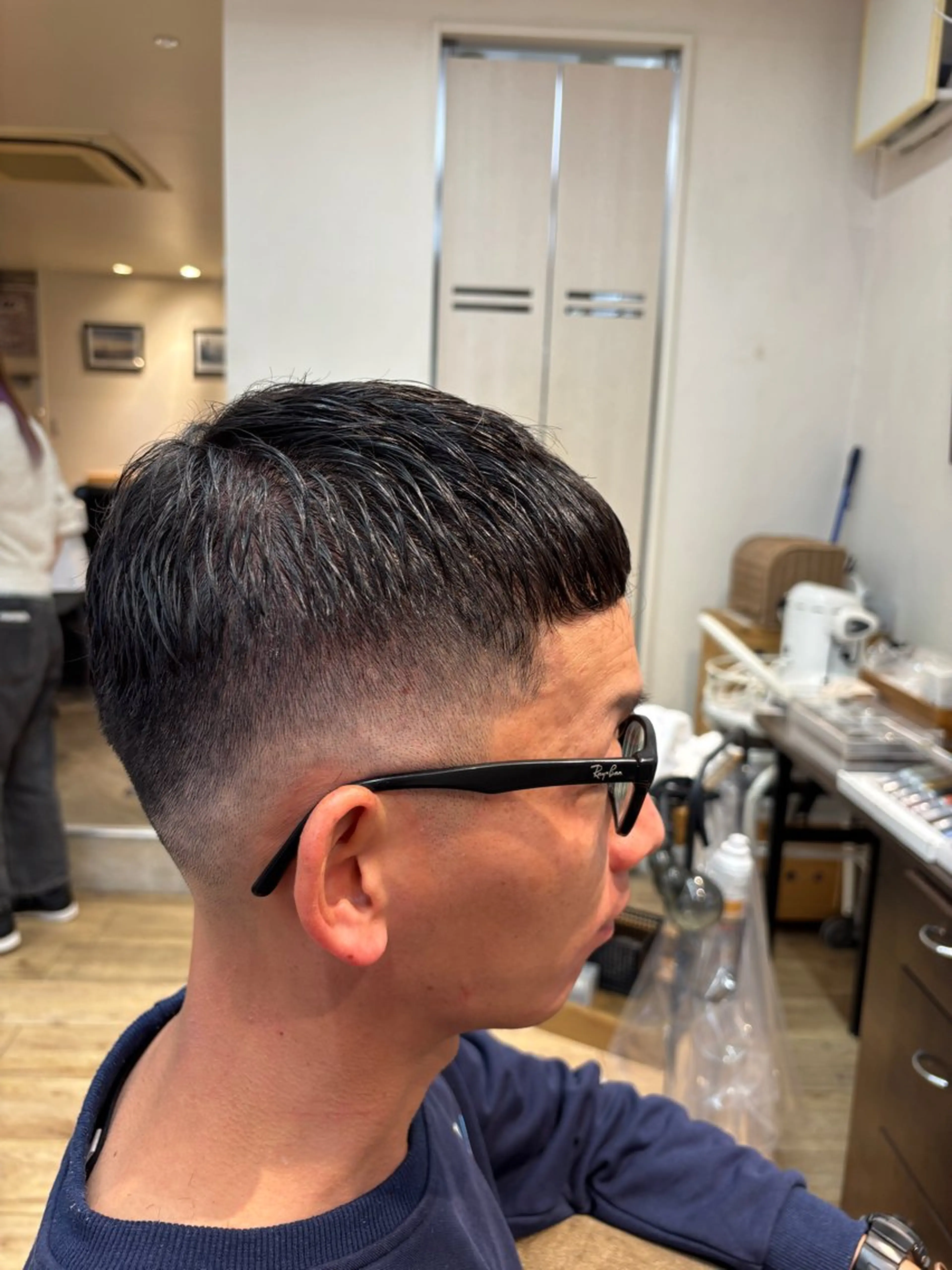 メンズ カット 洛樹 /海外スタイル /フェード/パーマのヘアスタイル