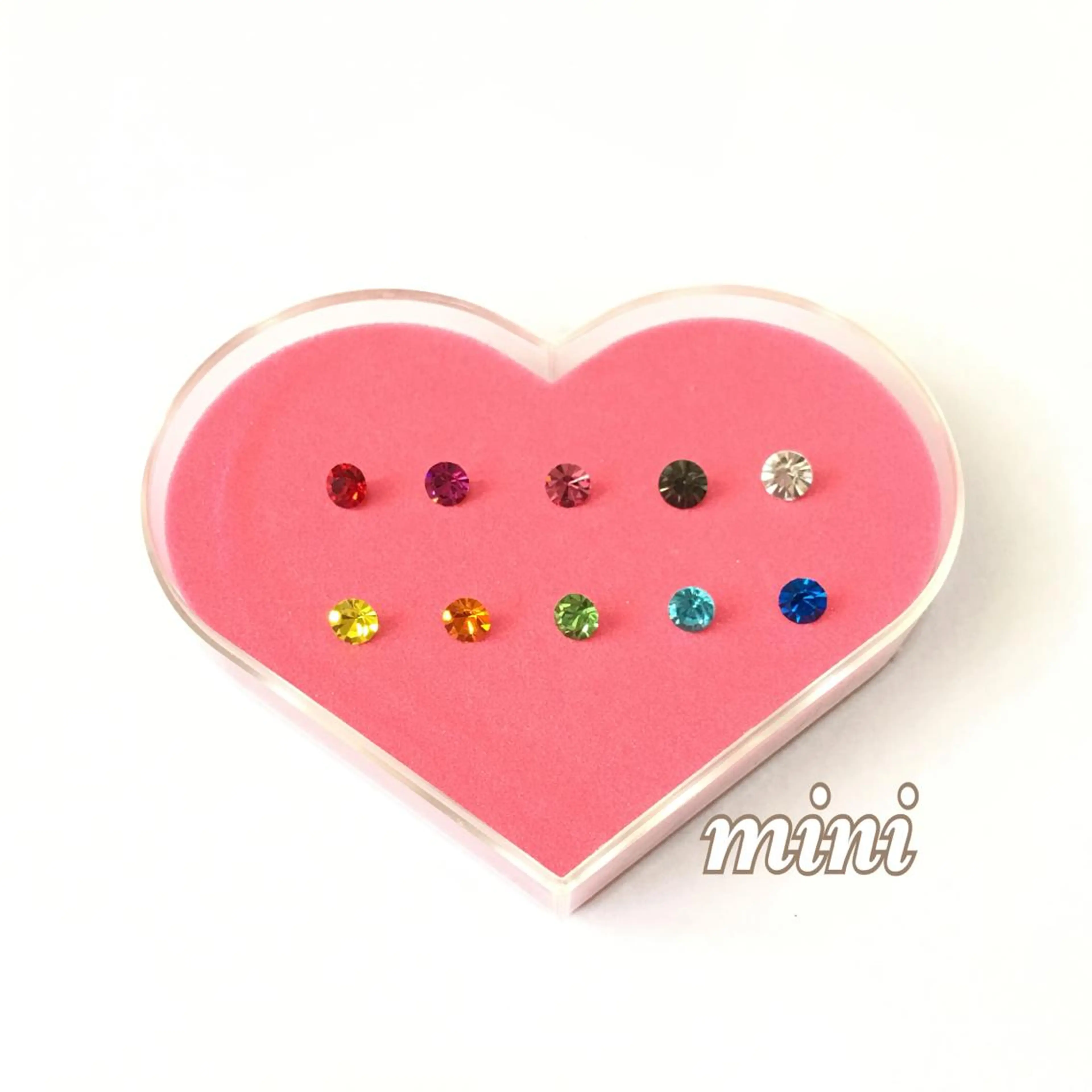 ネイル ストーンネイル いそやま あつこのネイルデザイン