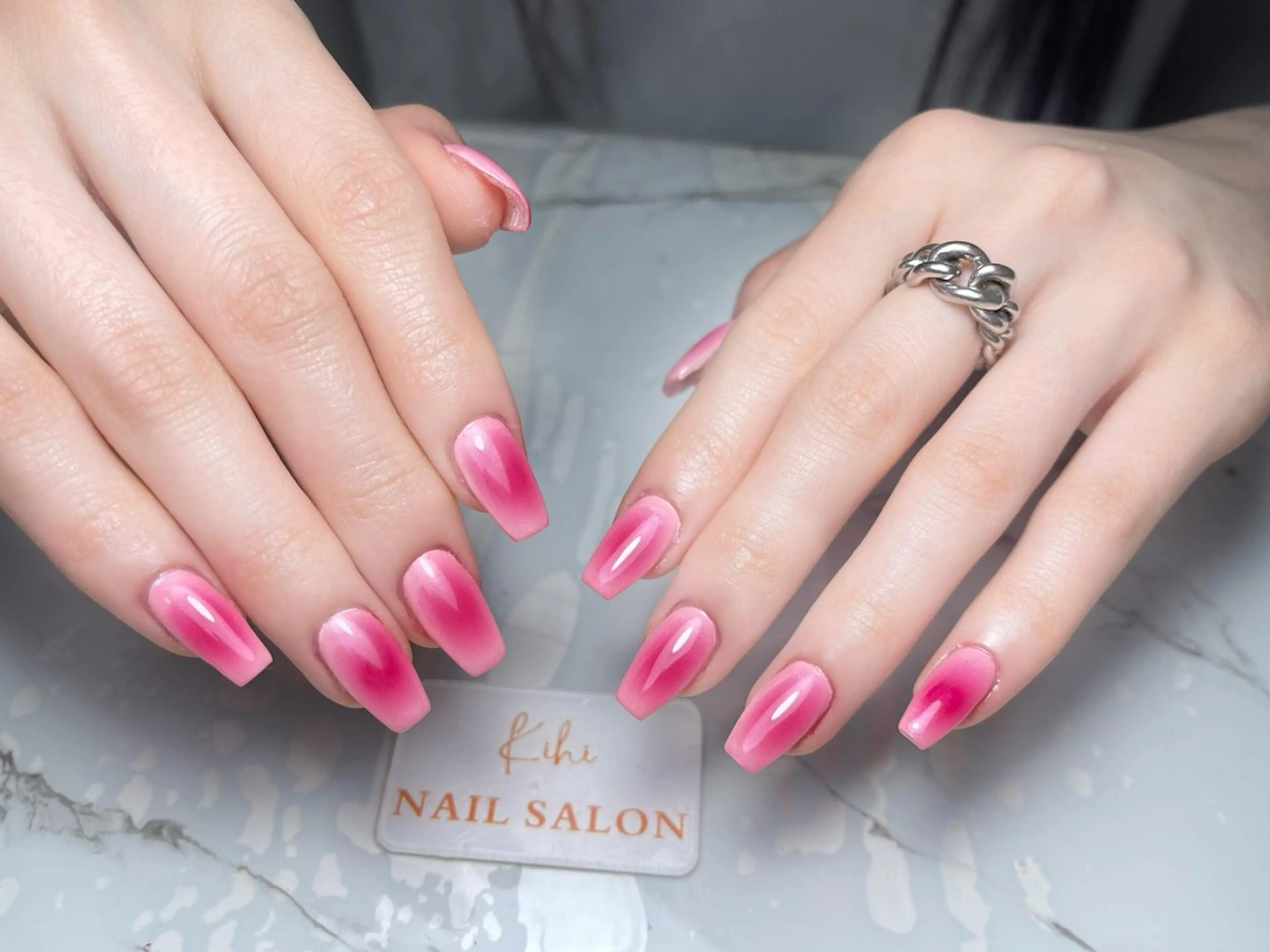 ネイル アートネイル フレンチネイル ジェルネイル グラデーション 韓国ネイル ハンドネイル 💕鈴木ユリ パラジェル/オフ無料のネイルデザイン