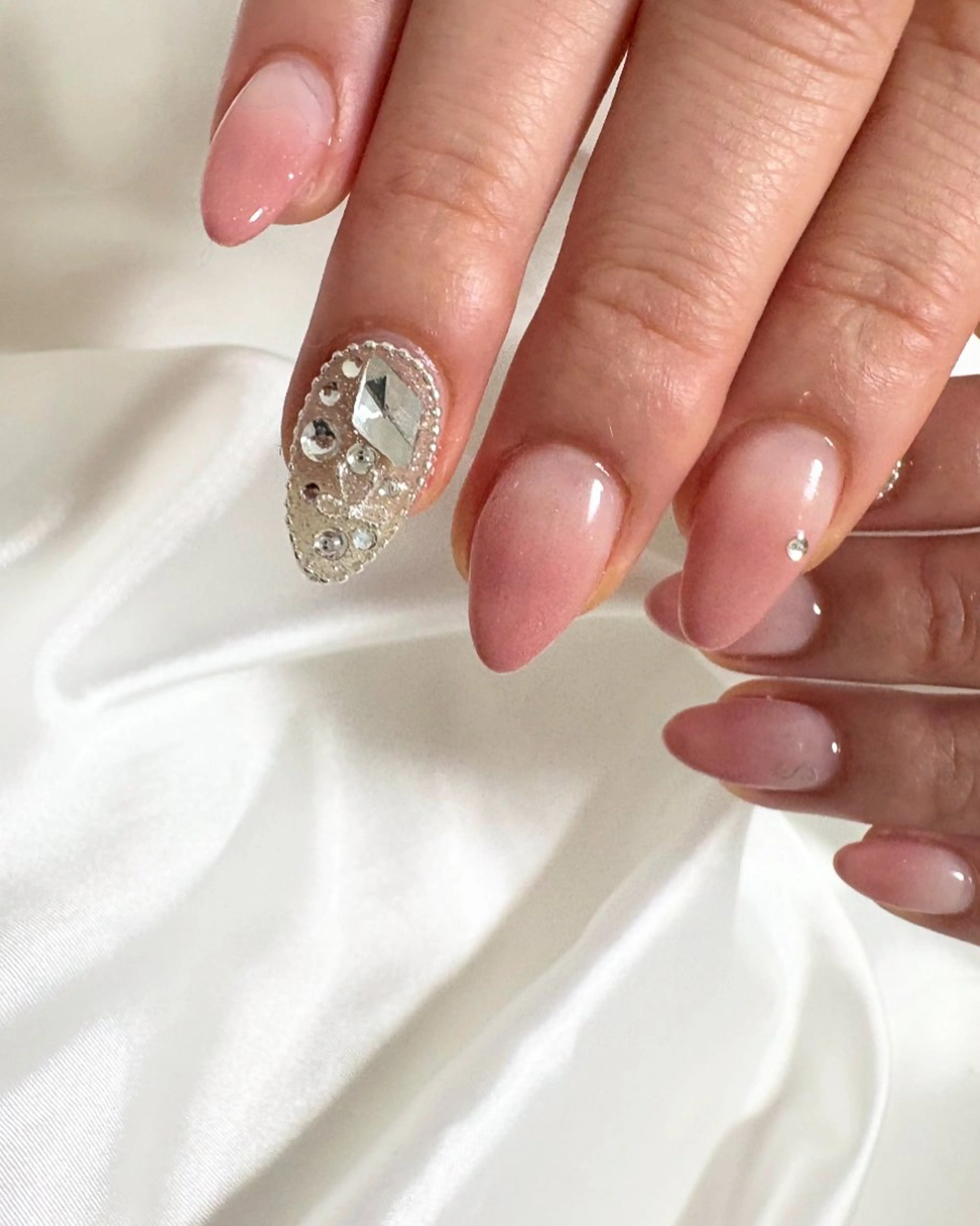 ネイル グラデーション lathyrus. nailのネイルデザイン