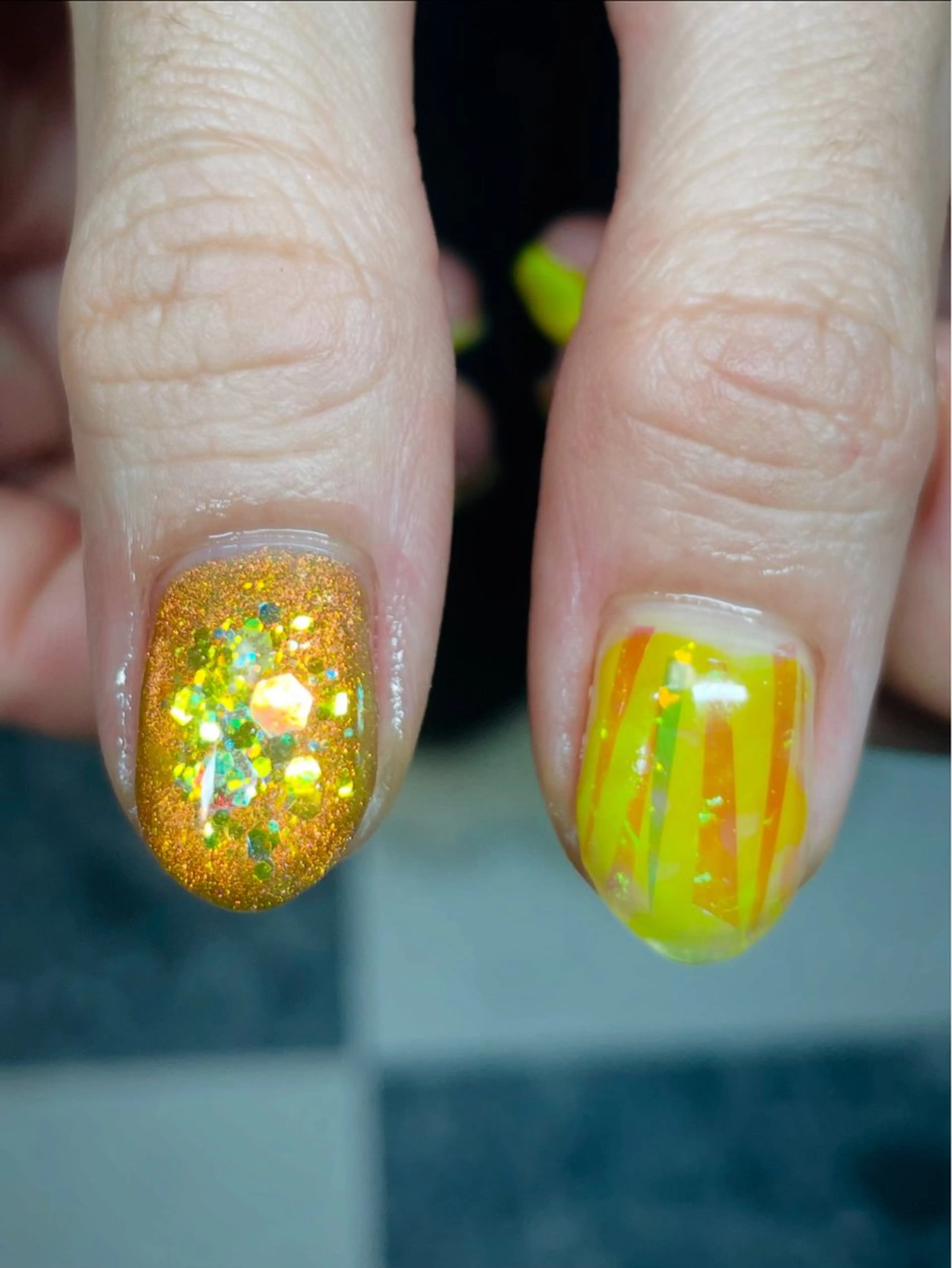 ネイル シンプルネイル 黄色 ハンドネイル posa nail モエミのネイルデザイン