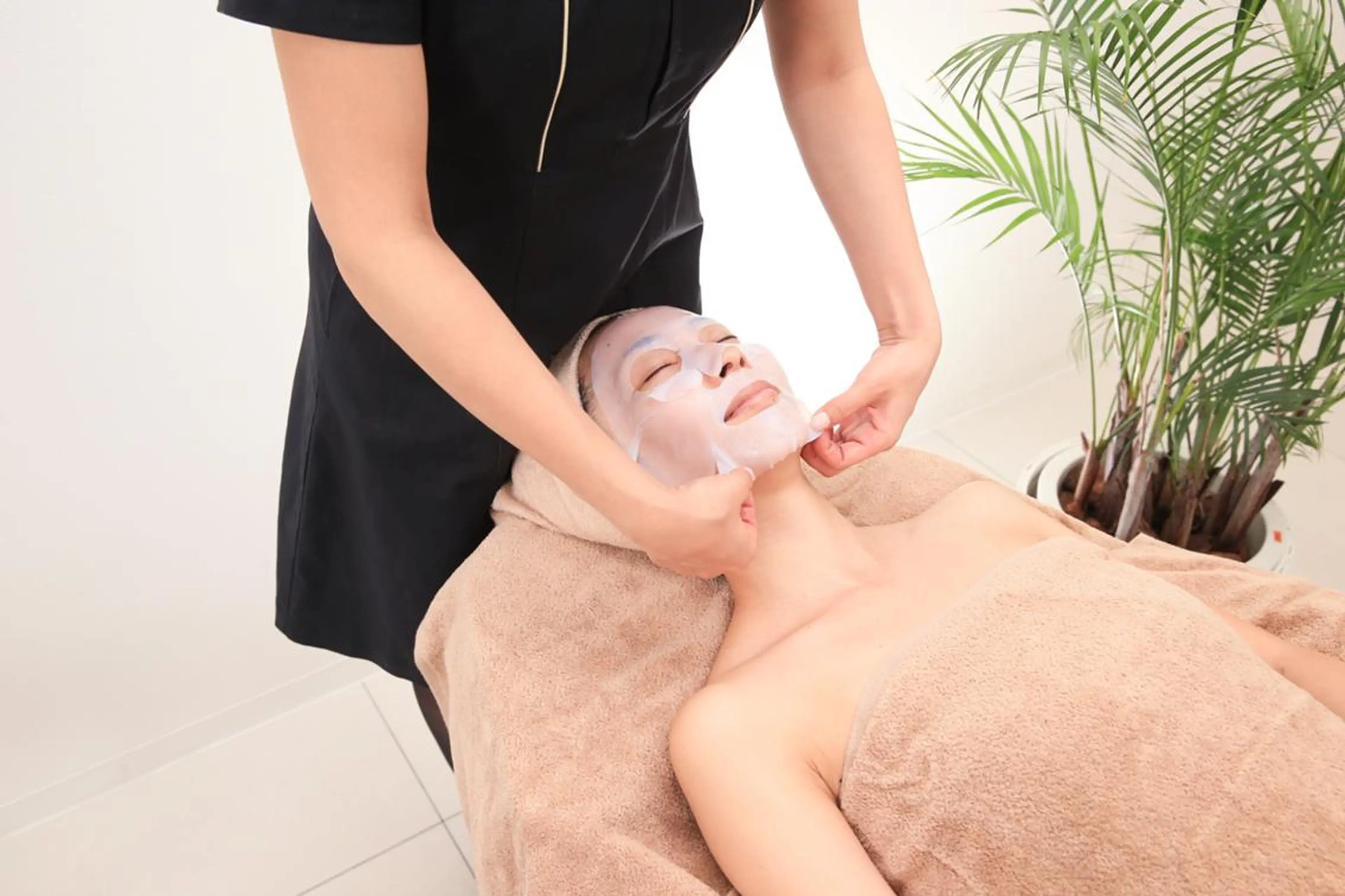 【立川プレミアムクーポン】ヒト幹細胞培養液導入フェイシャル３回の写真