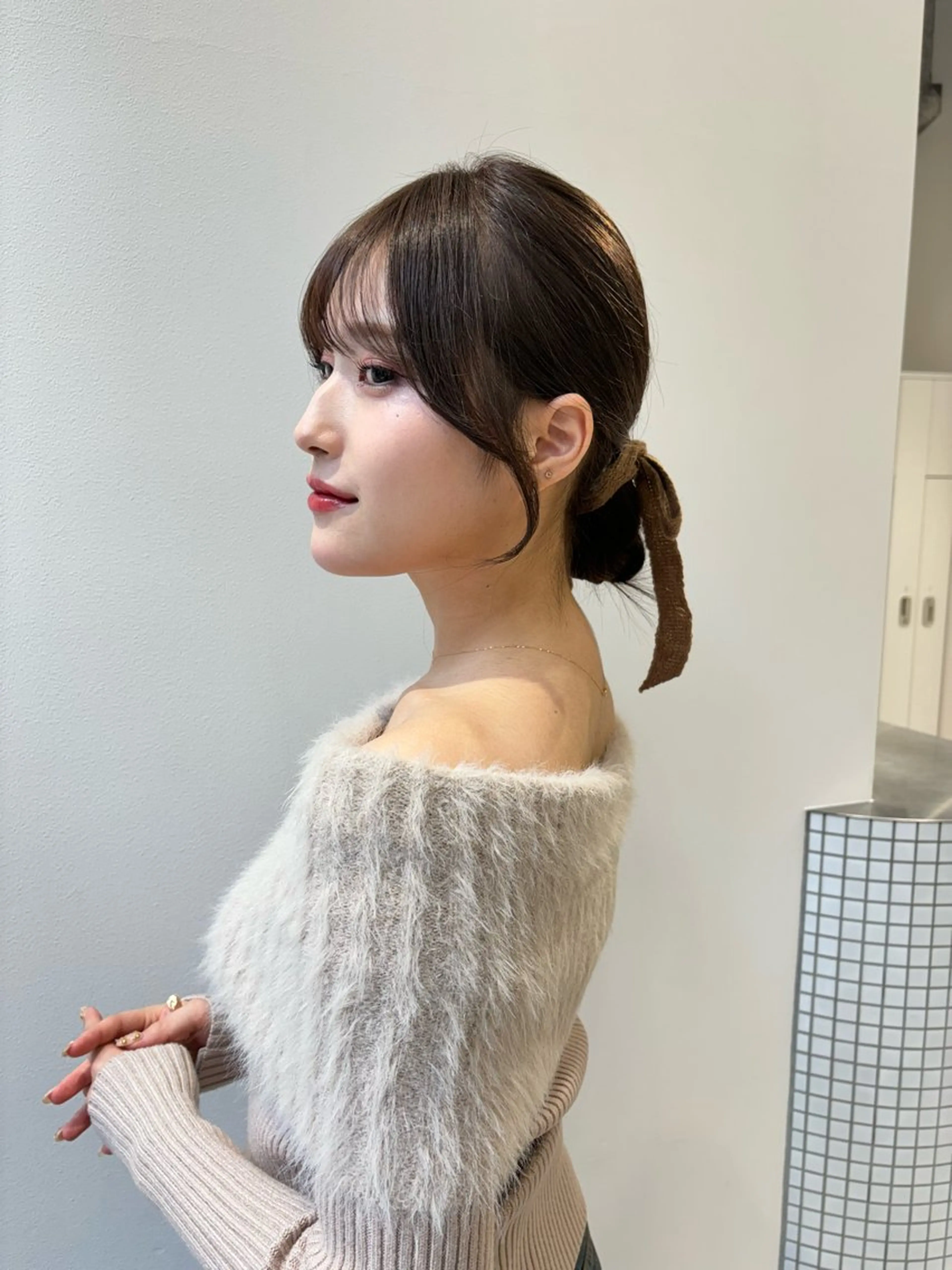 お顔周りのカットの写真